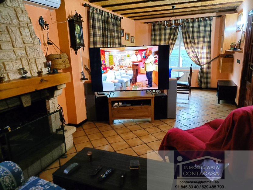 For sale of chalet in Cabanillas de la Sierra