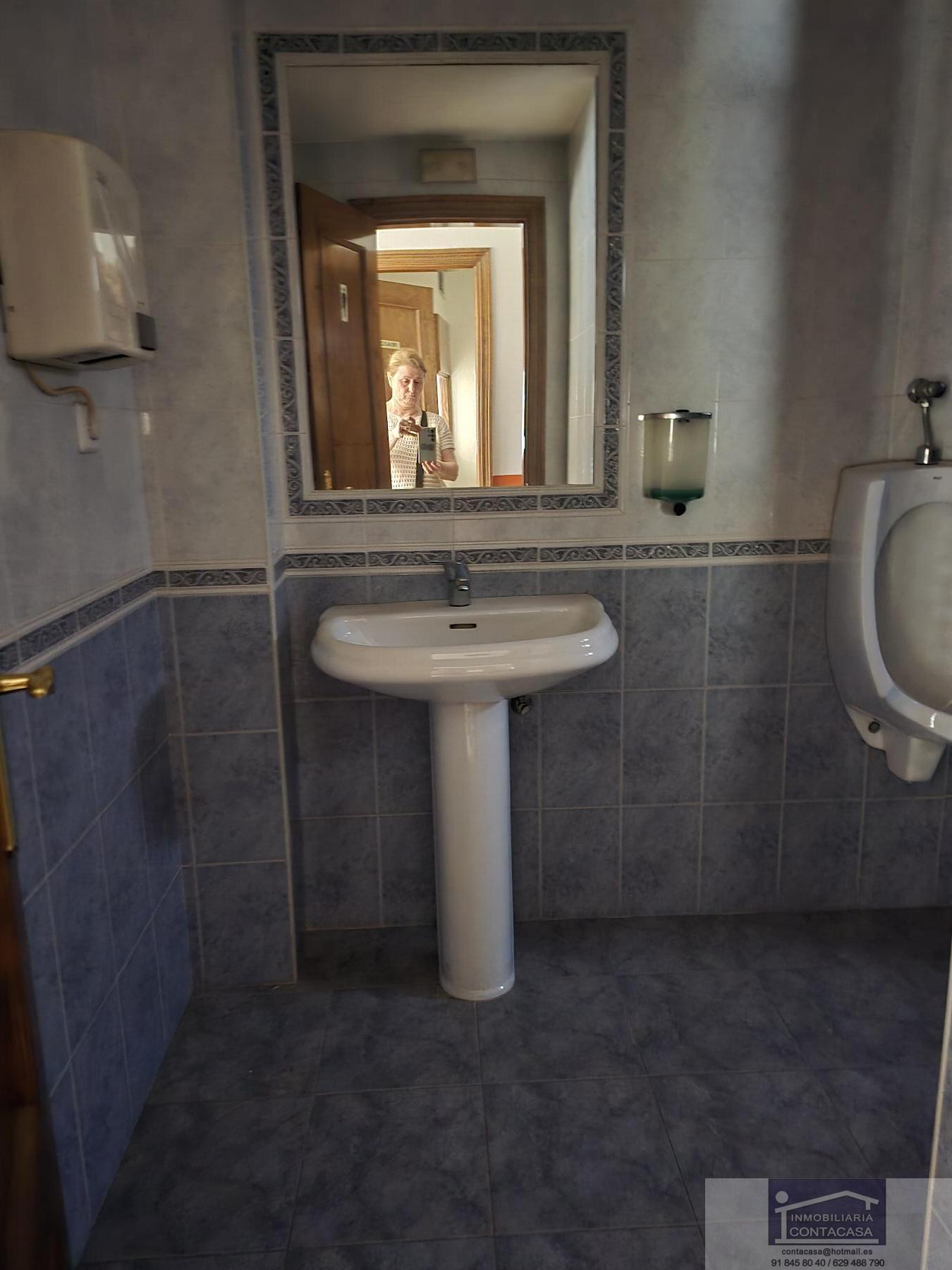 For sale of commercial in Colmenar Viejo