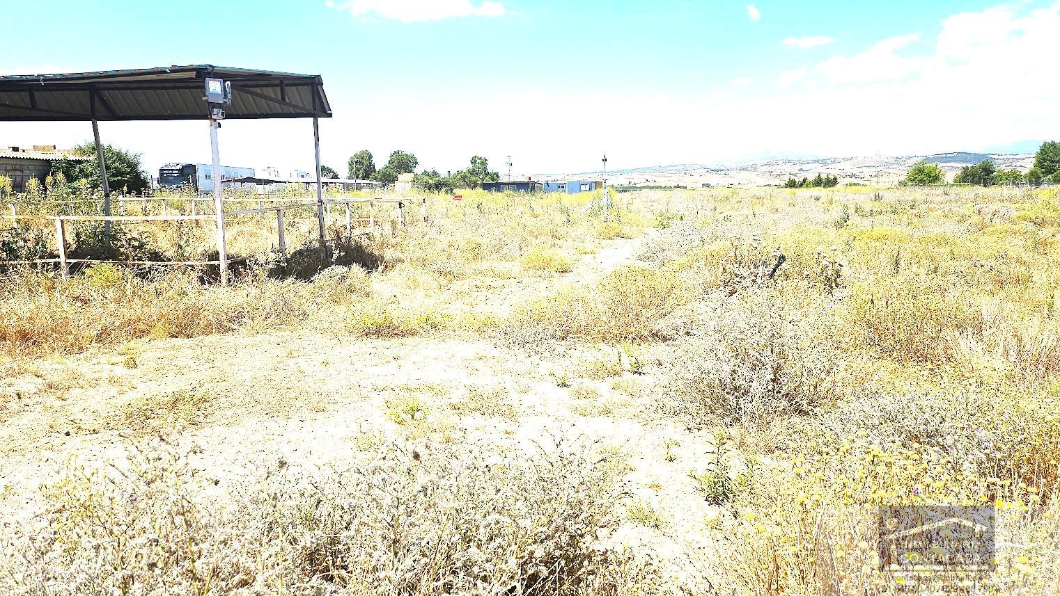For sale of land in Talamanca de Jarama
