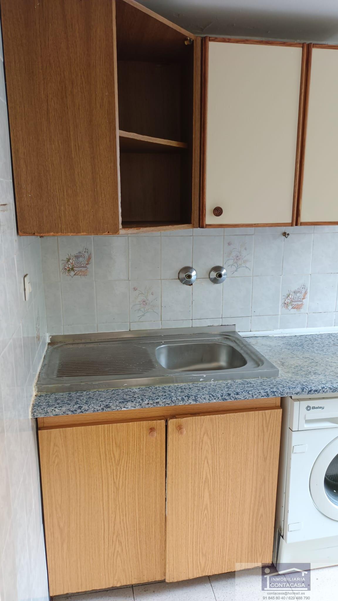 For sale of flat in Madrid