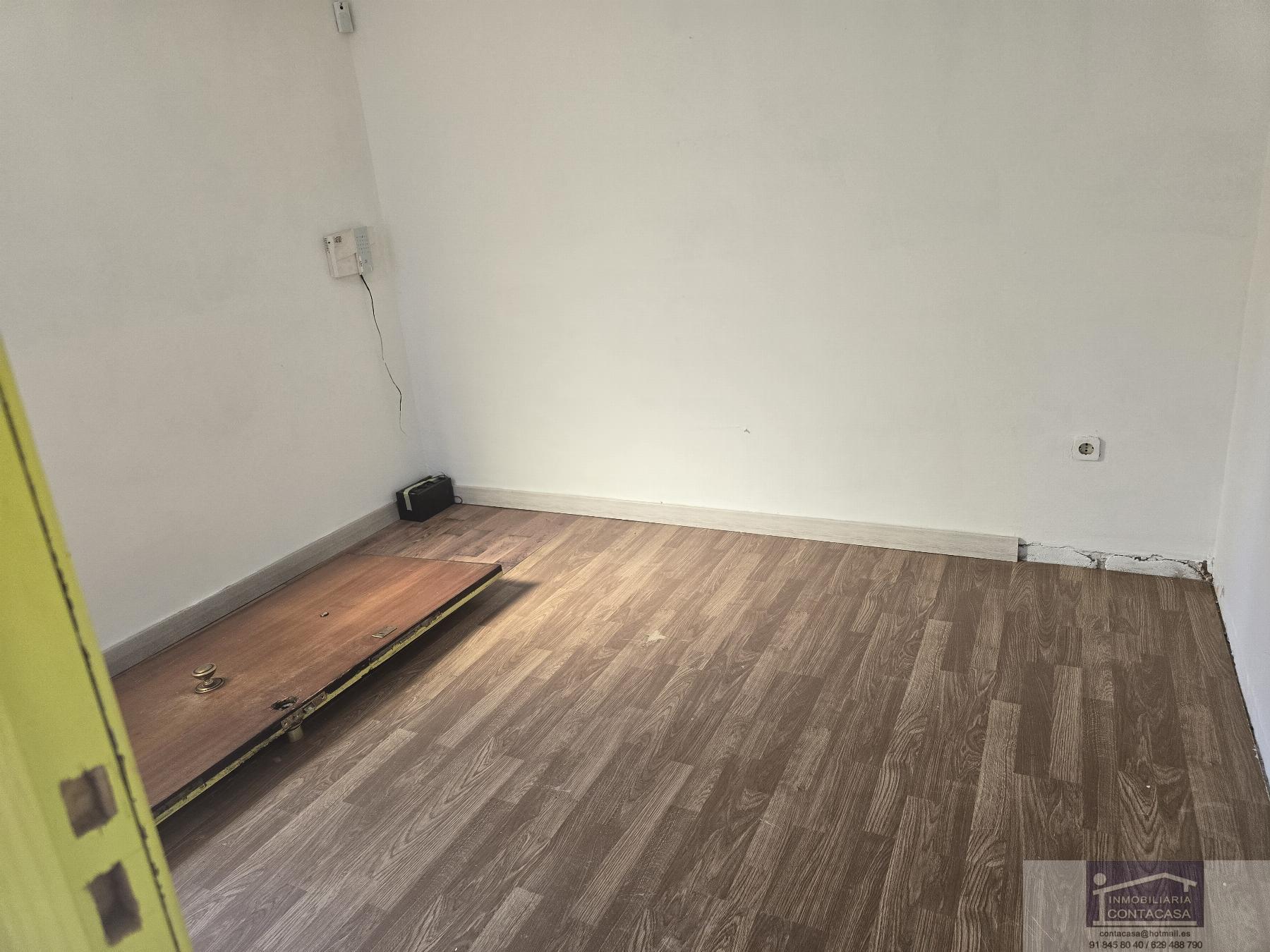 For sale of flat in Madrid