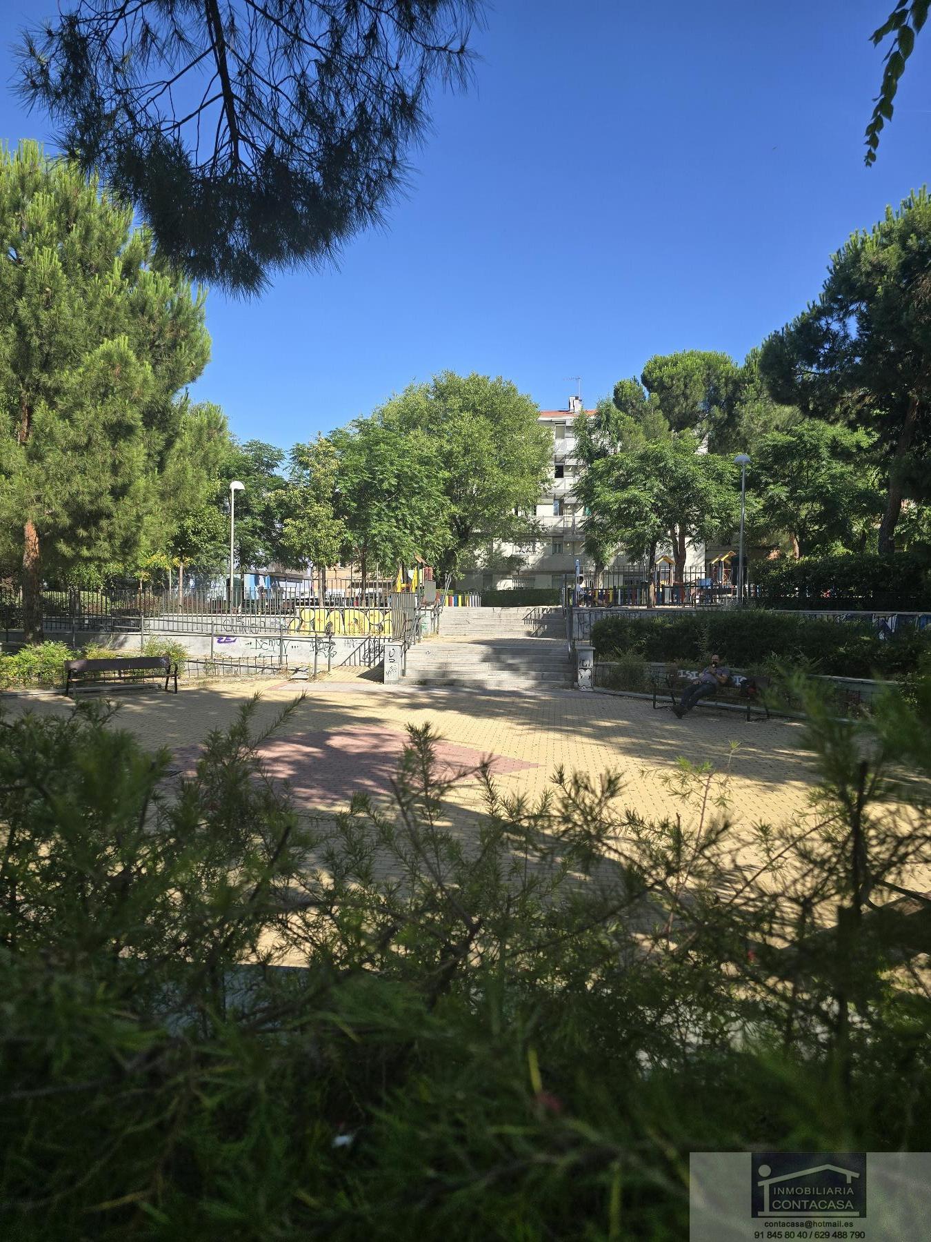 For sale of flat in Madrid