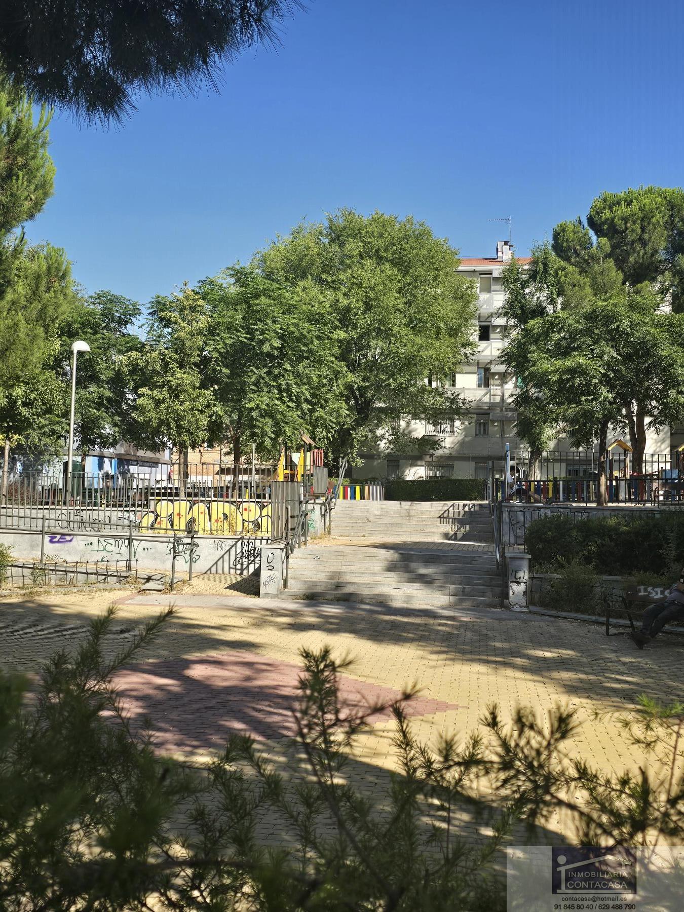 For sale of flat in Madrid