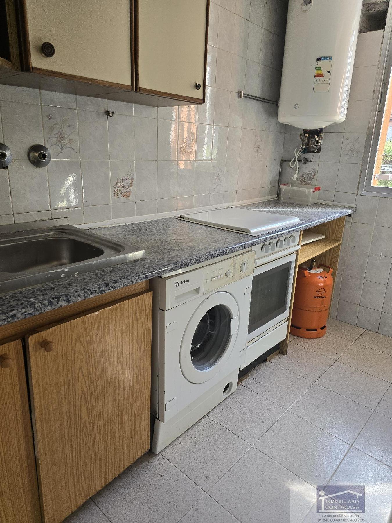 For sale of flat in Madrid