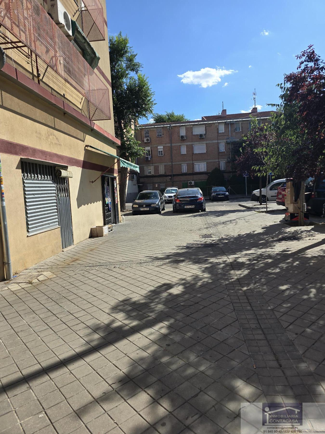 For sale of flat in Madrid