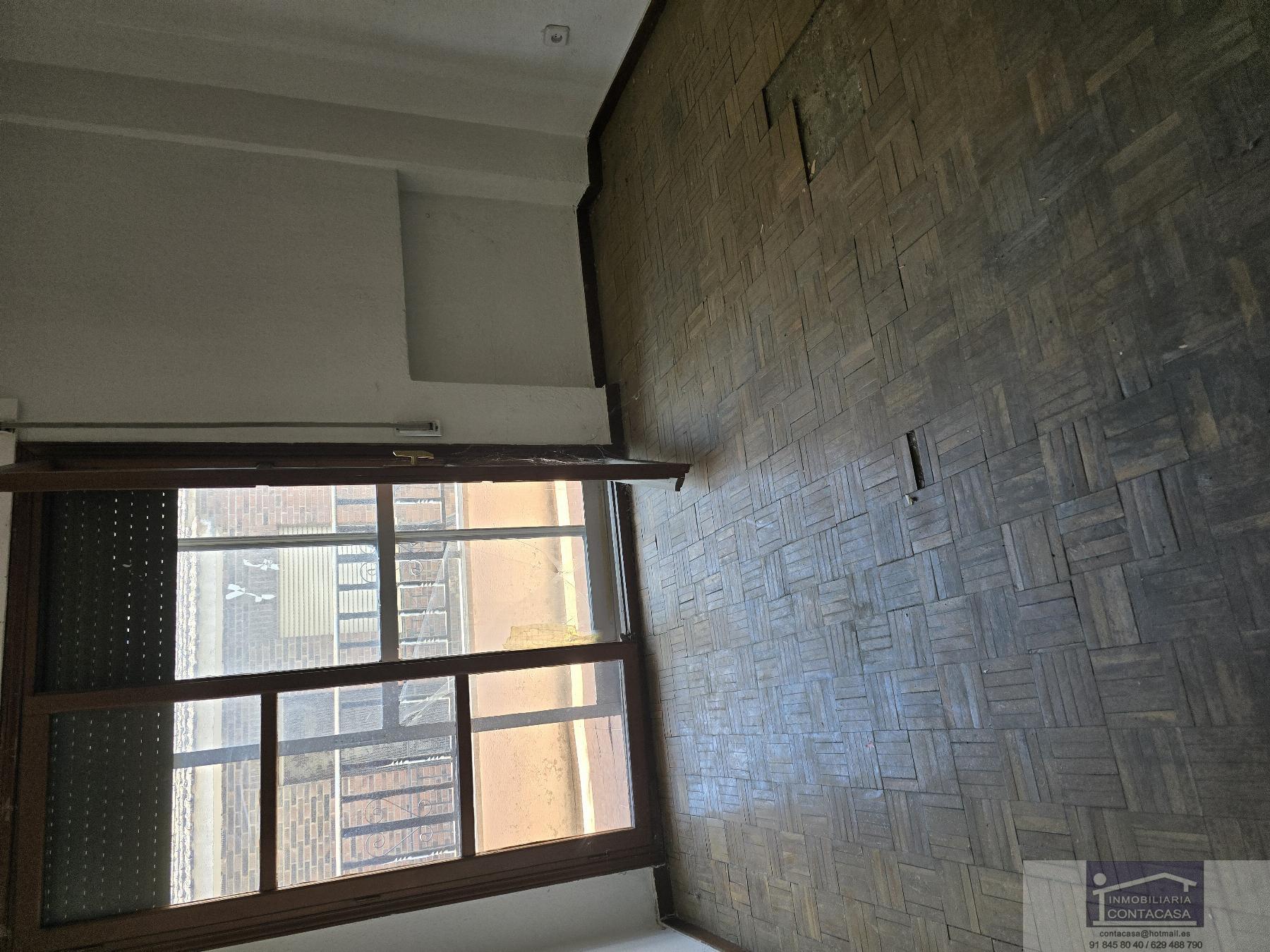 For sale of apartment in Pelayos de la Presa