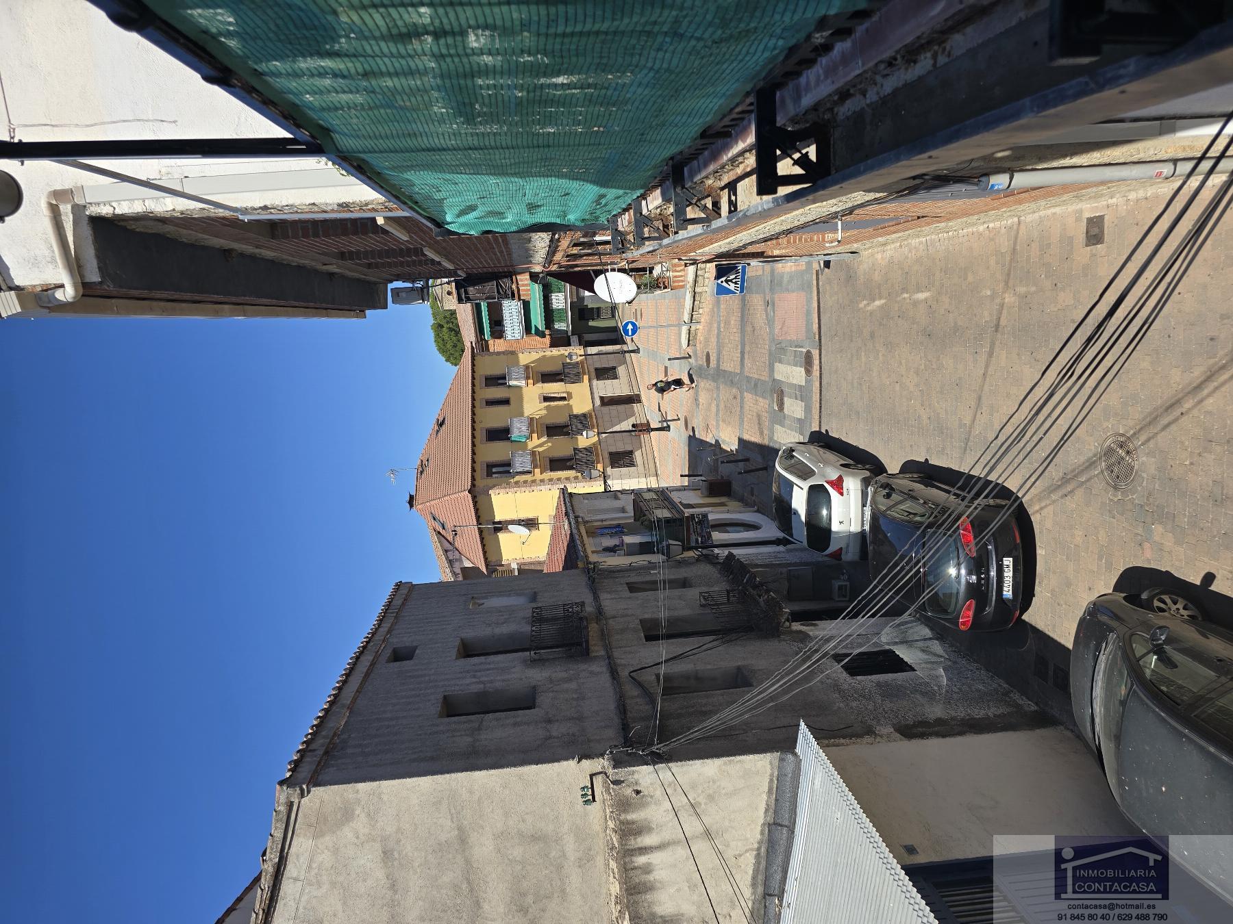 For sale of apartment in Pelayos de la Presa