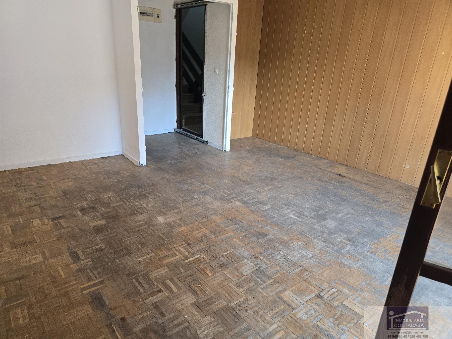 For sale of apartment in Pelayos de la Presa