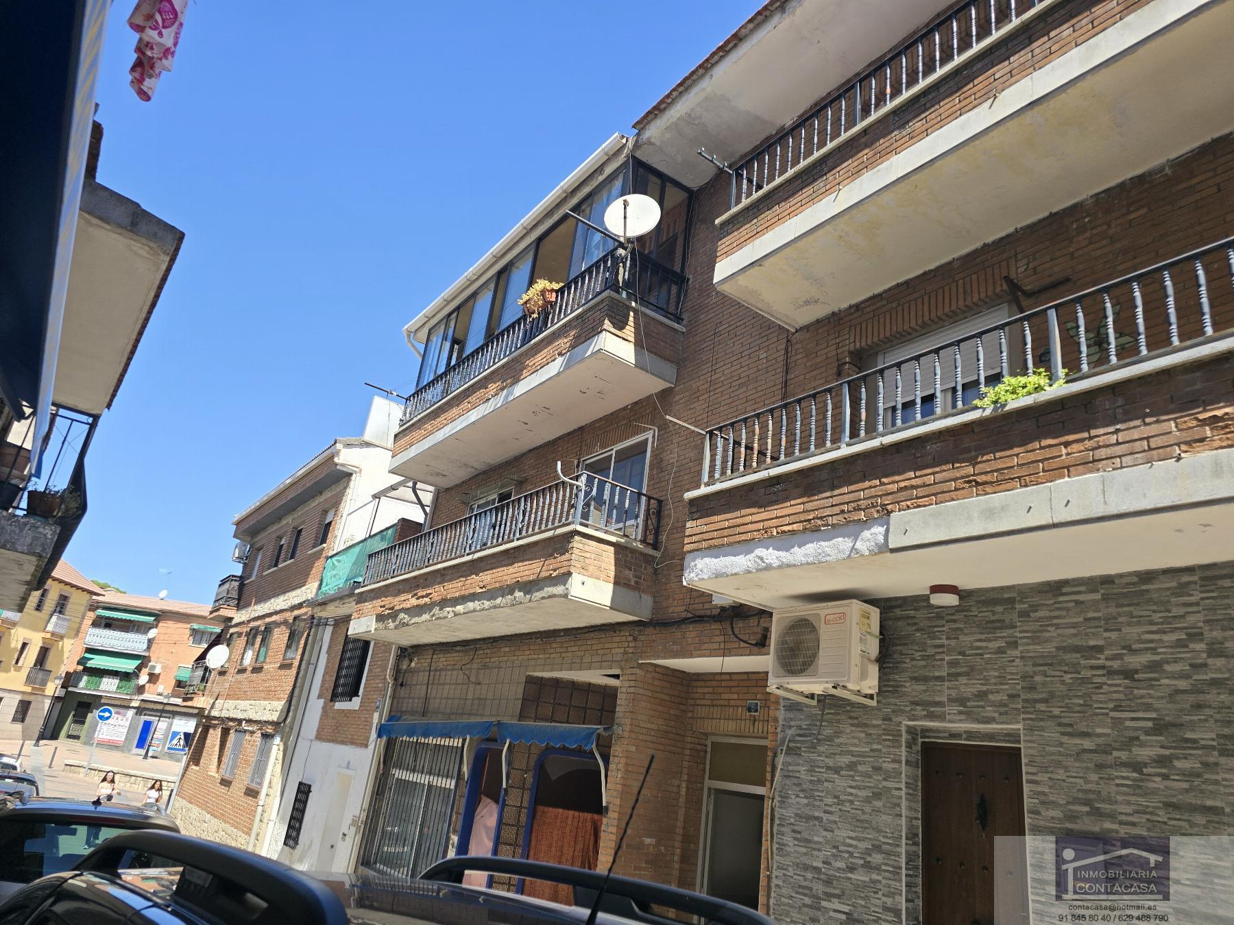 For sale of apartment in Pelayos de la Presa