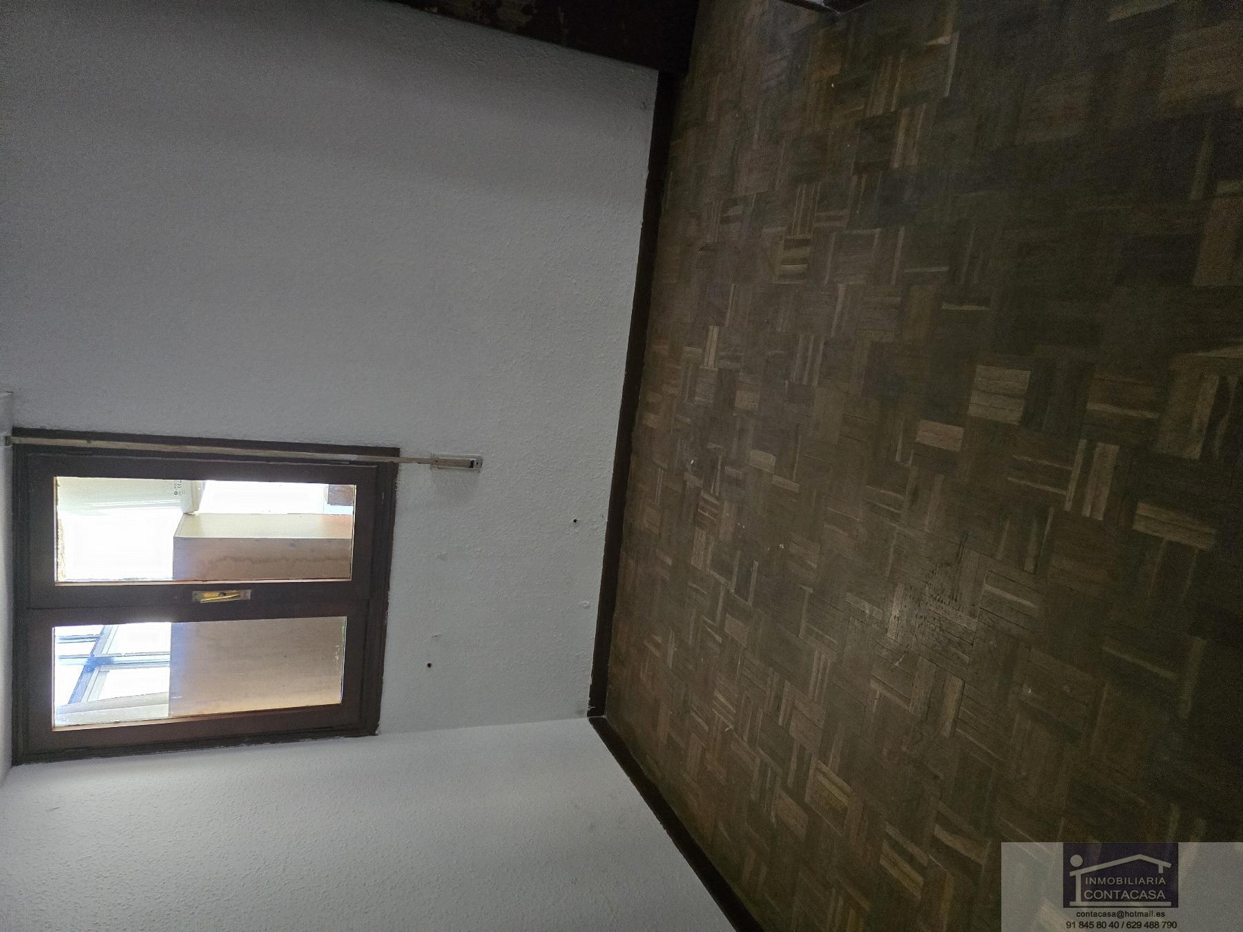 For sale of apartment in Pelayos de la Presa