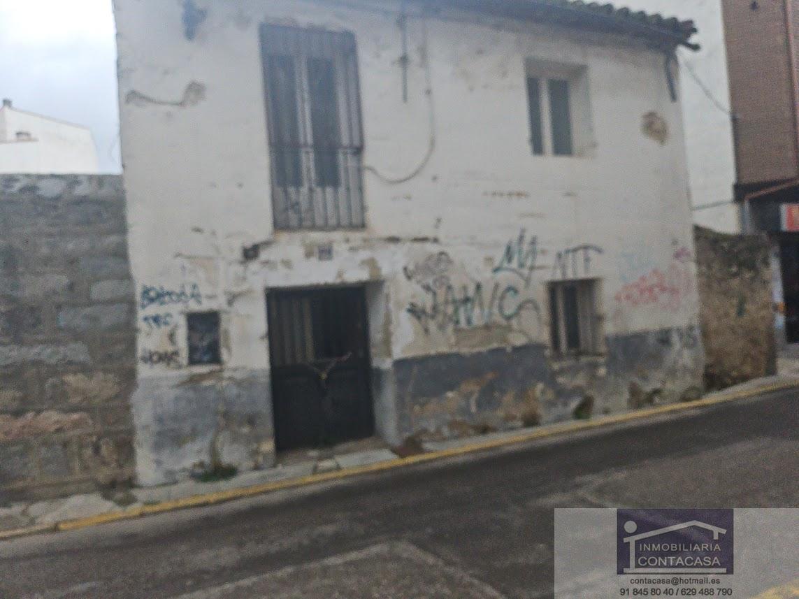 For sale of house in Guadalix de la Sierra