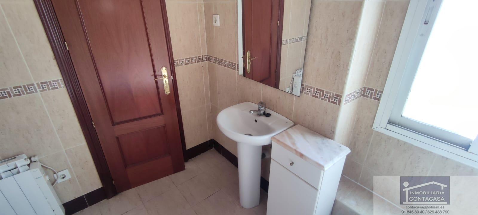 For sale of house in Palomeque