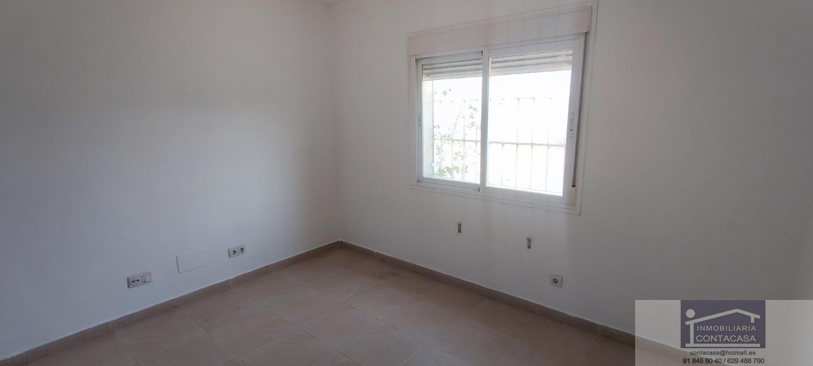 For sale of house in Palomeque