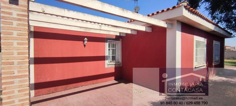 For sale of house in Palomeque