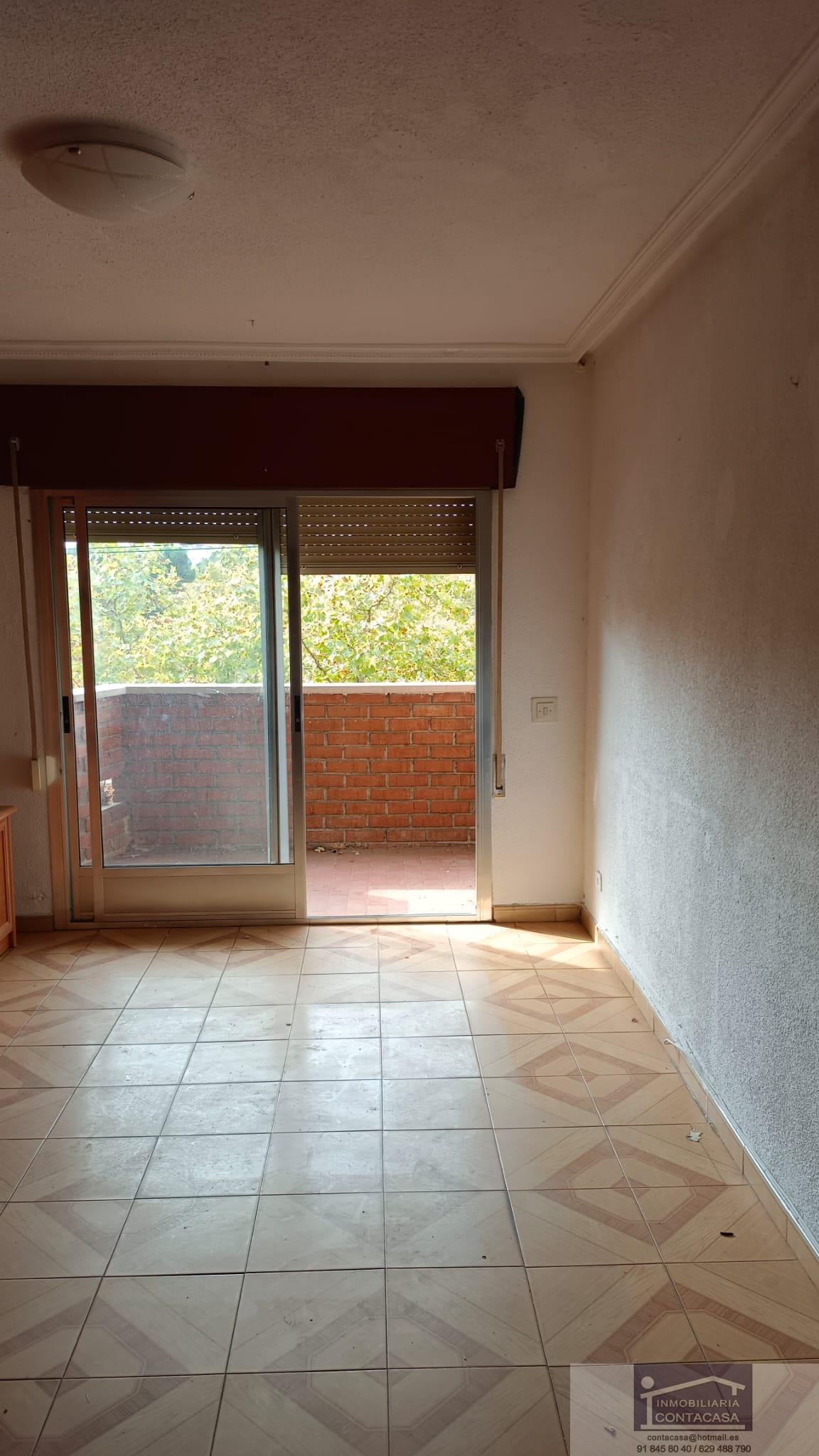For sale of flat in Madrid