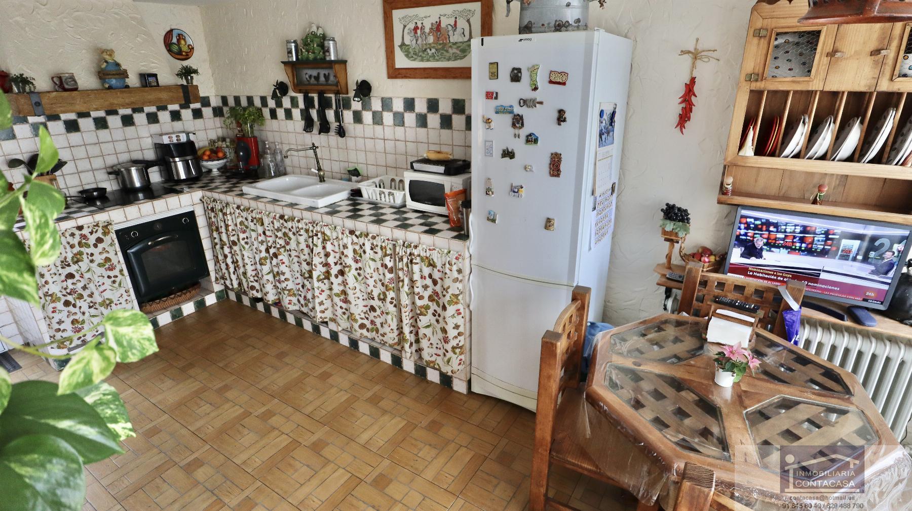 For sale of chalet in Guadalix de la Sierra