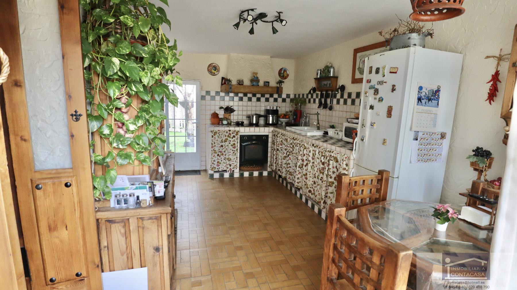 For sale of chalet in Guadalix de la Sierra