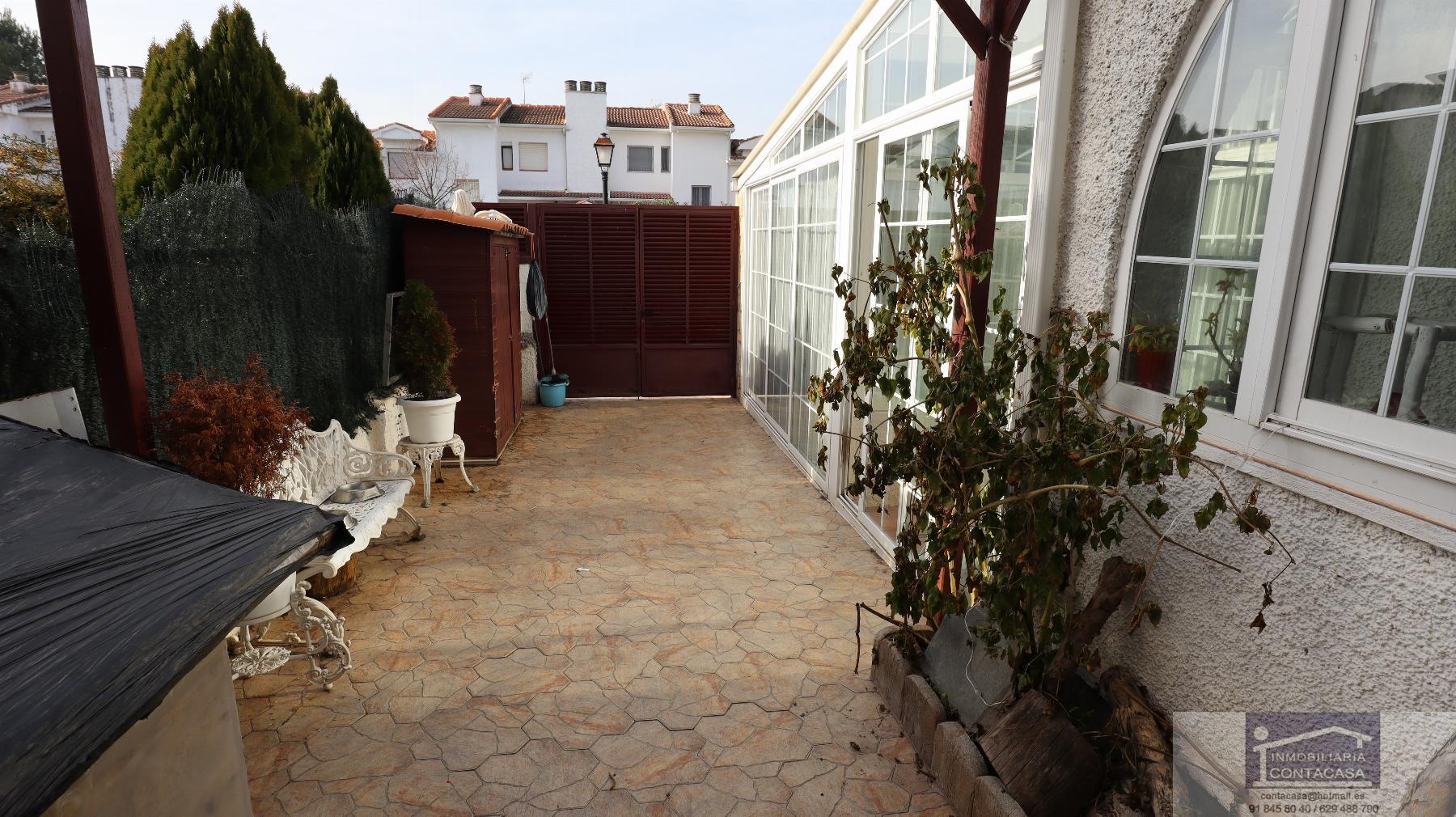 For sale of chalet in Guadalix de la Sierra