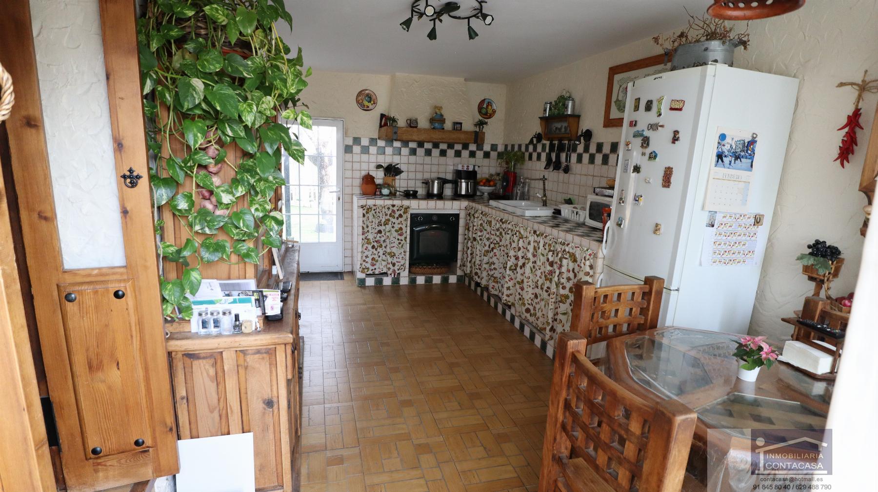 For sale of chalet in Guadalix de la Sierra
