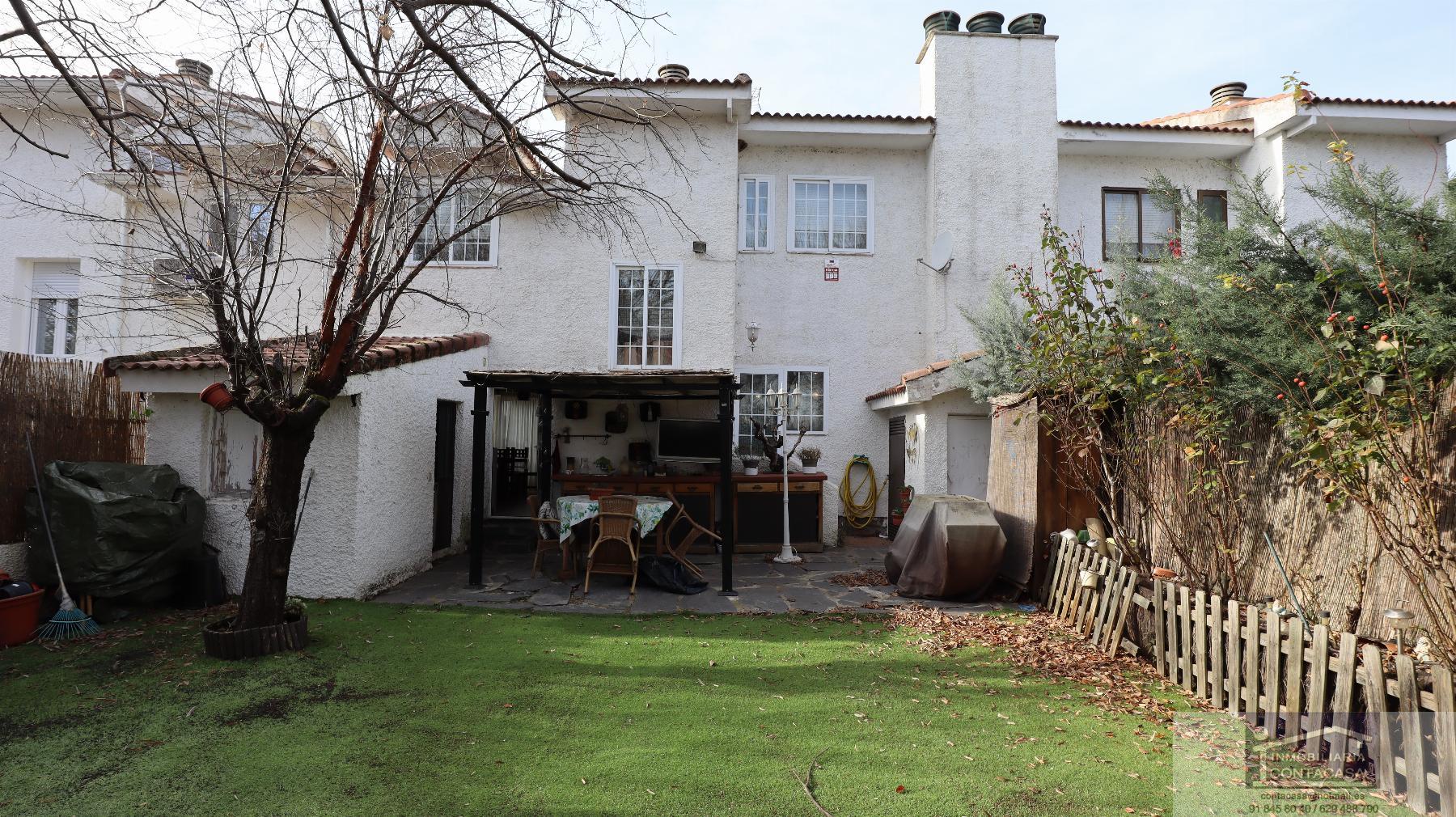 For sale of chalet in Guadalix de la Sierra