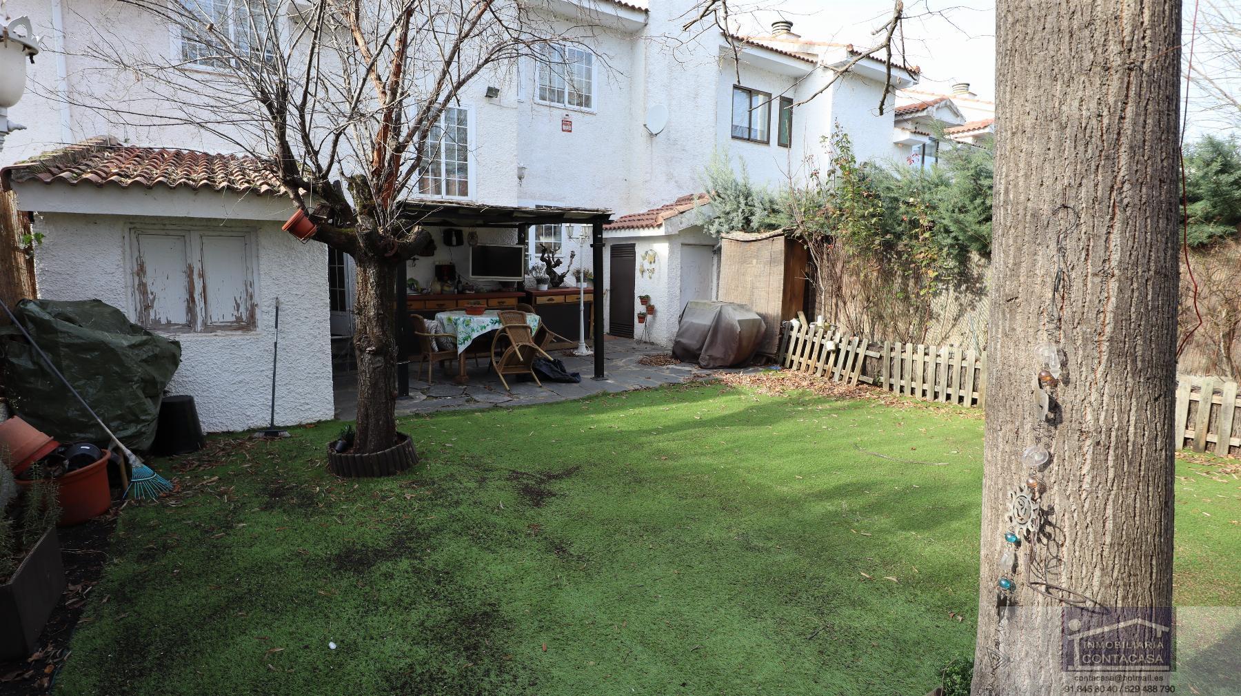 For sale of chalet in Guadalix de la Sierra