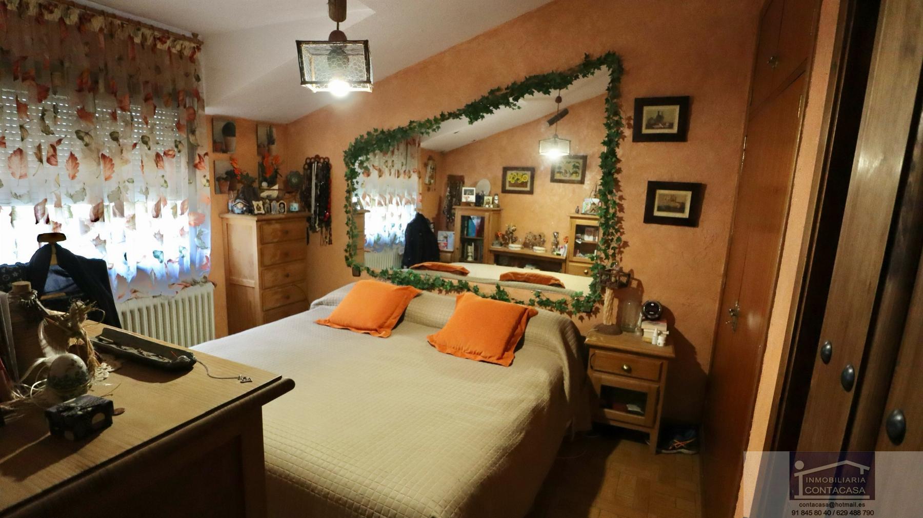 For sale of chalet in Guadalix de la Sierra