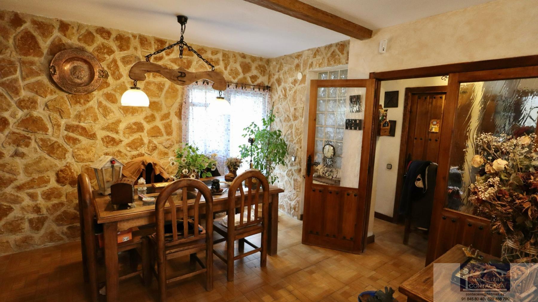 For sale of chalet in Guadalix de la Sierra