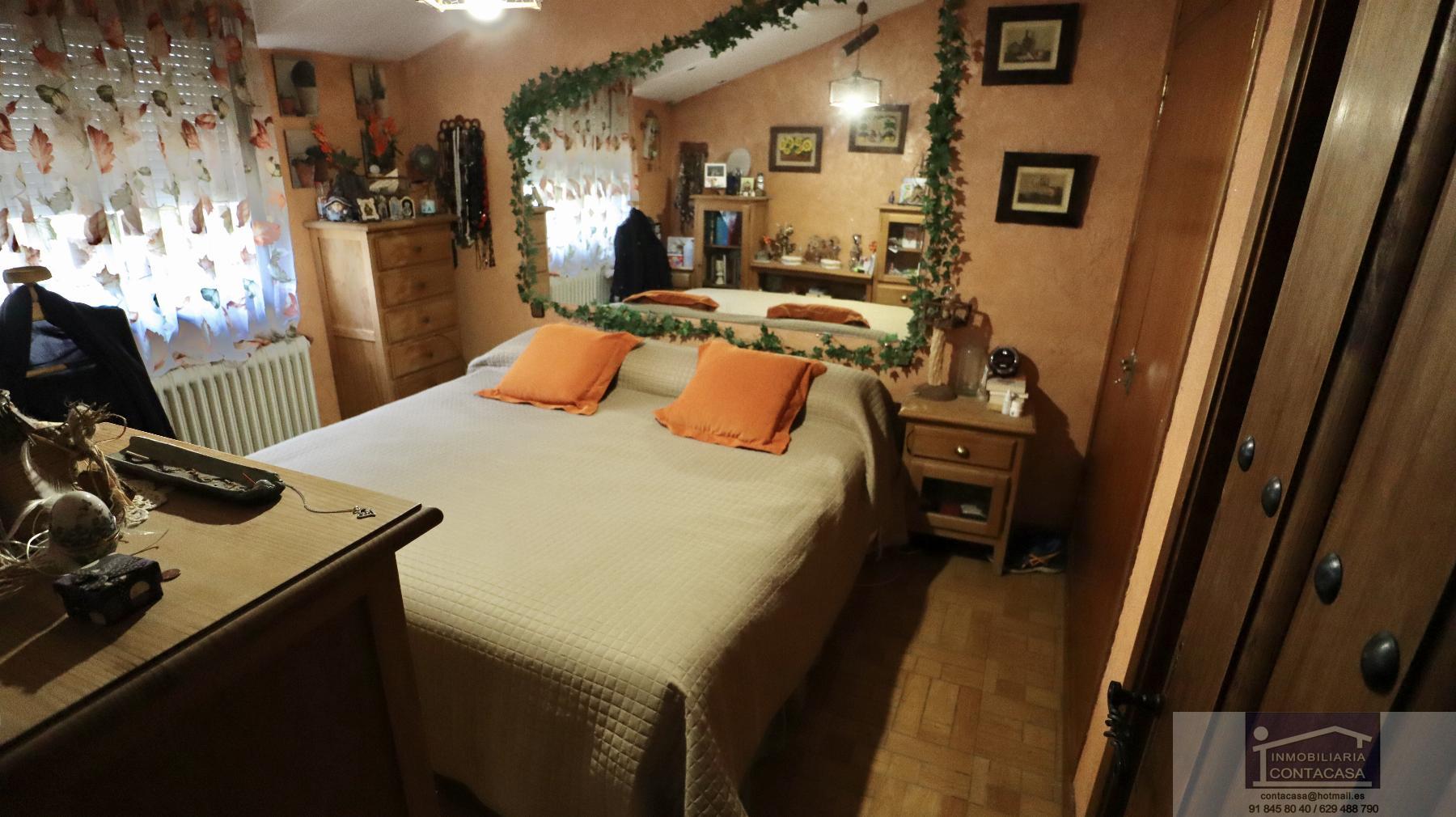 For sale of chalet in Guadalix de la Sierra