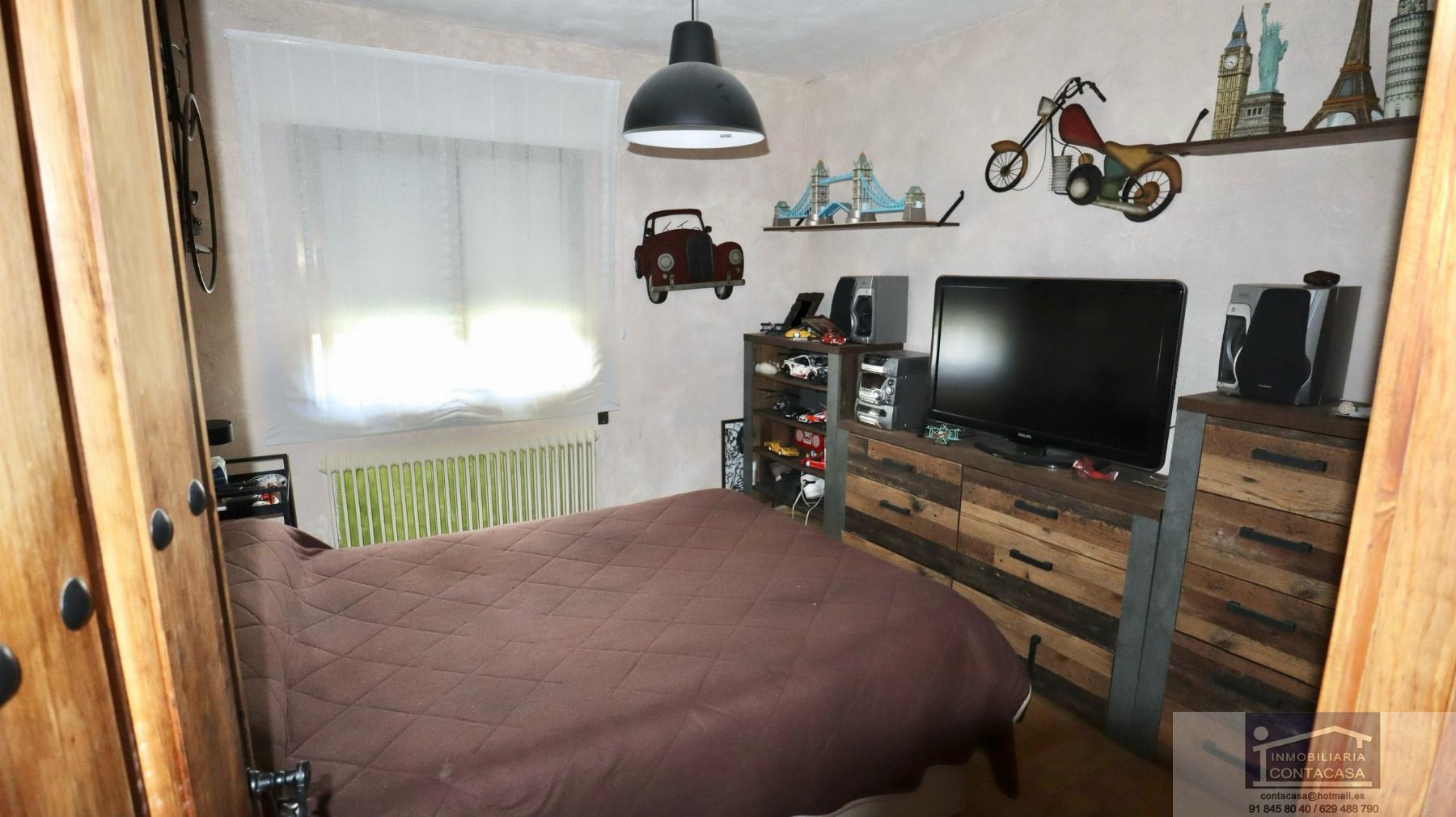 For sale of chalet in Guadalix de la Sierra