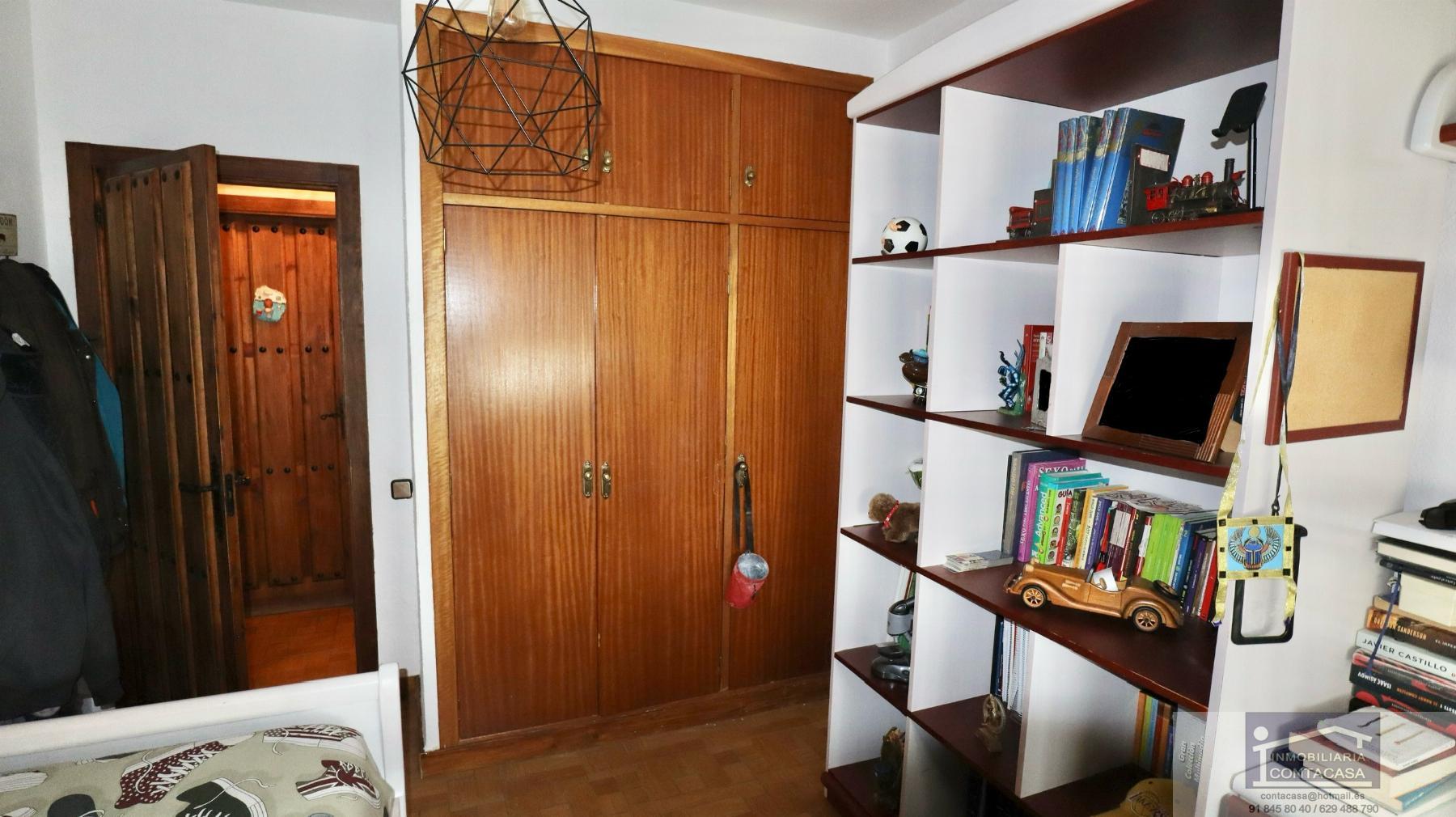 For sale of chalet in Guadalix de la Sierra
