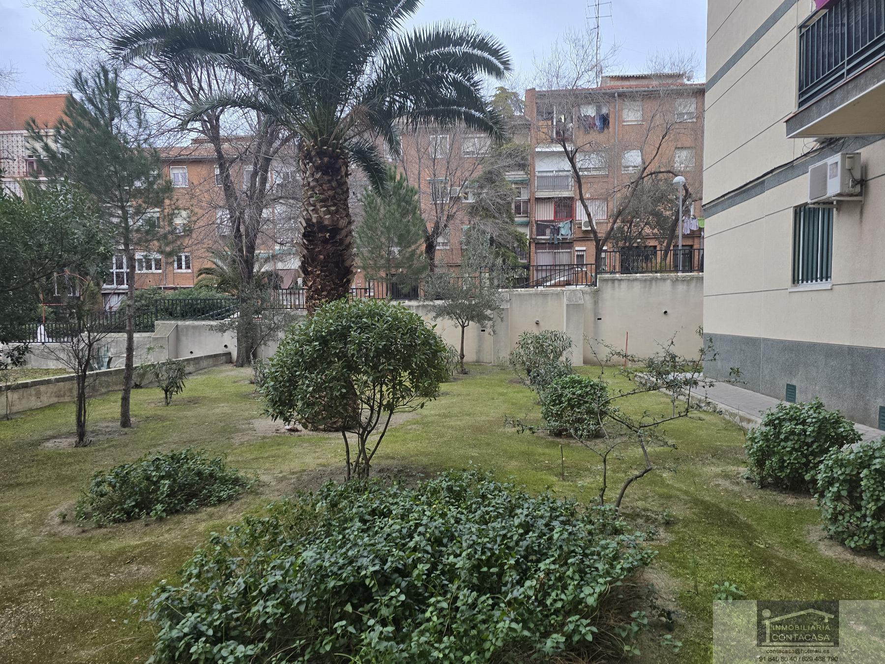 For sale of flat in Madrid