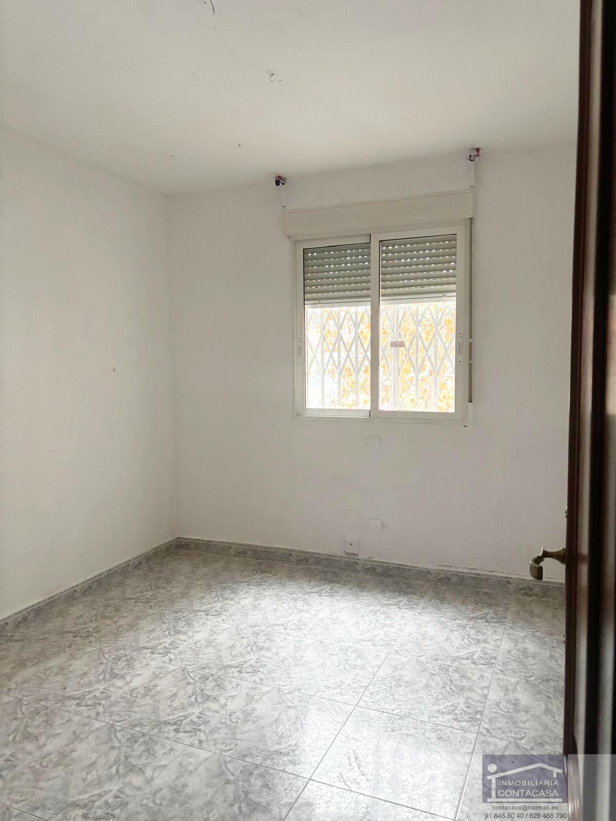 For sale of flat in Madrid