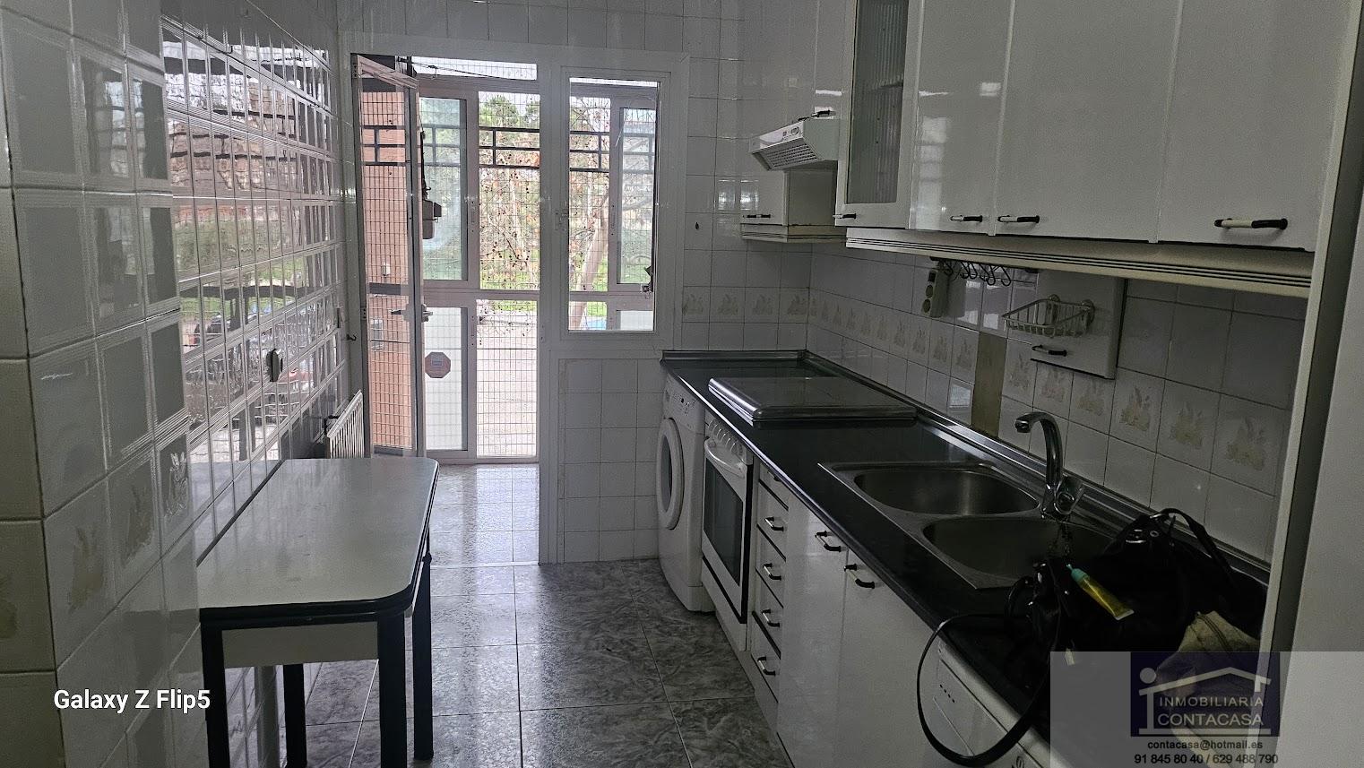 For sale of flat in Madrid