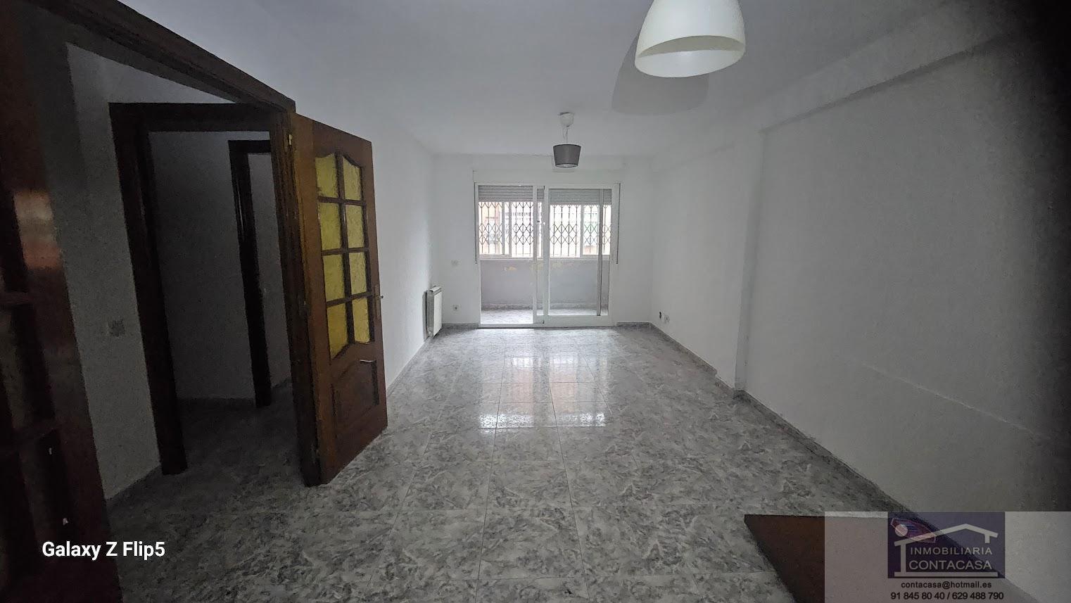 For sale of flat in Madrid