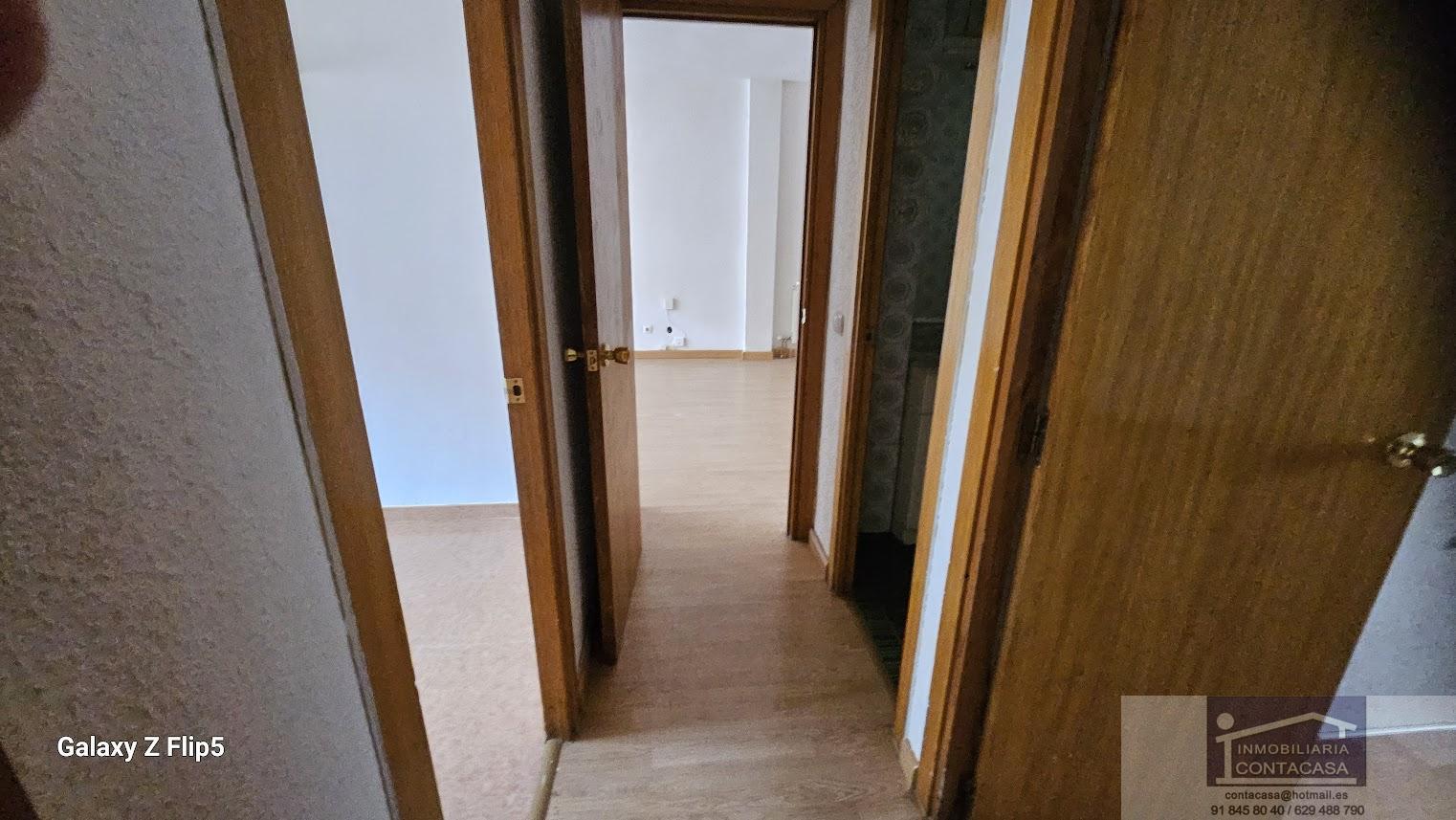 For sale of flat in San Fernando de Henares
