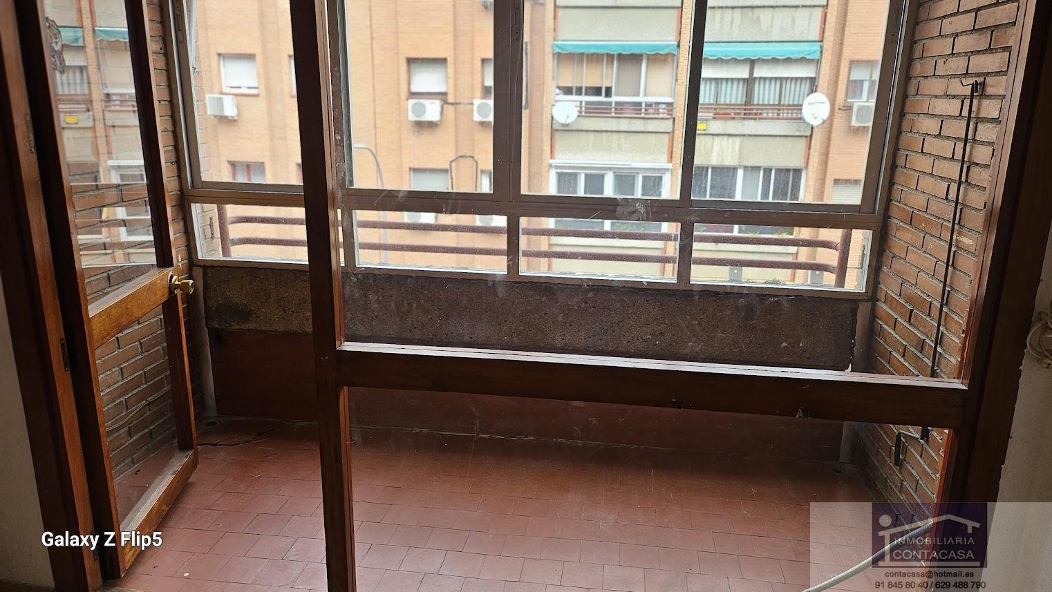 For sale of flat in San Fernando de Henares