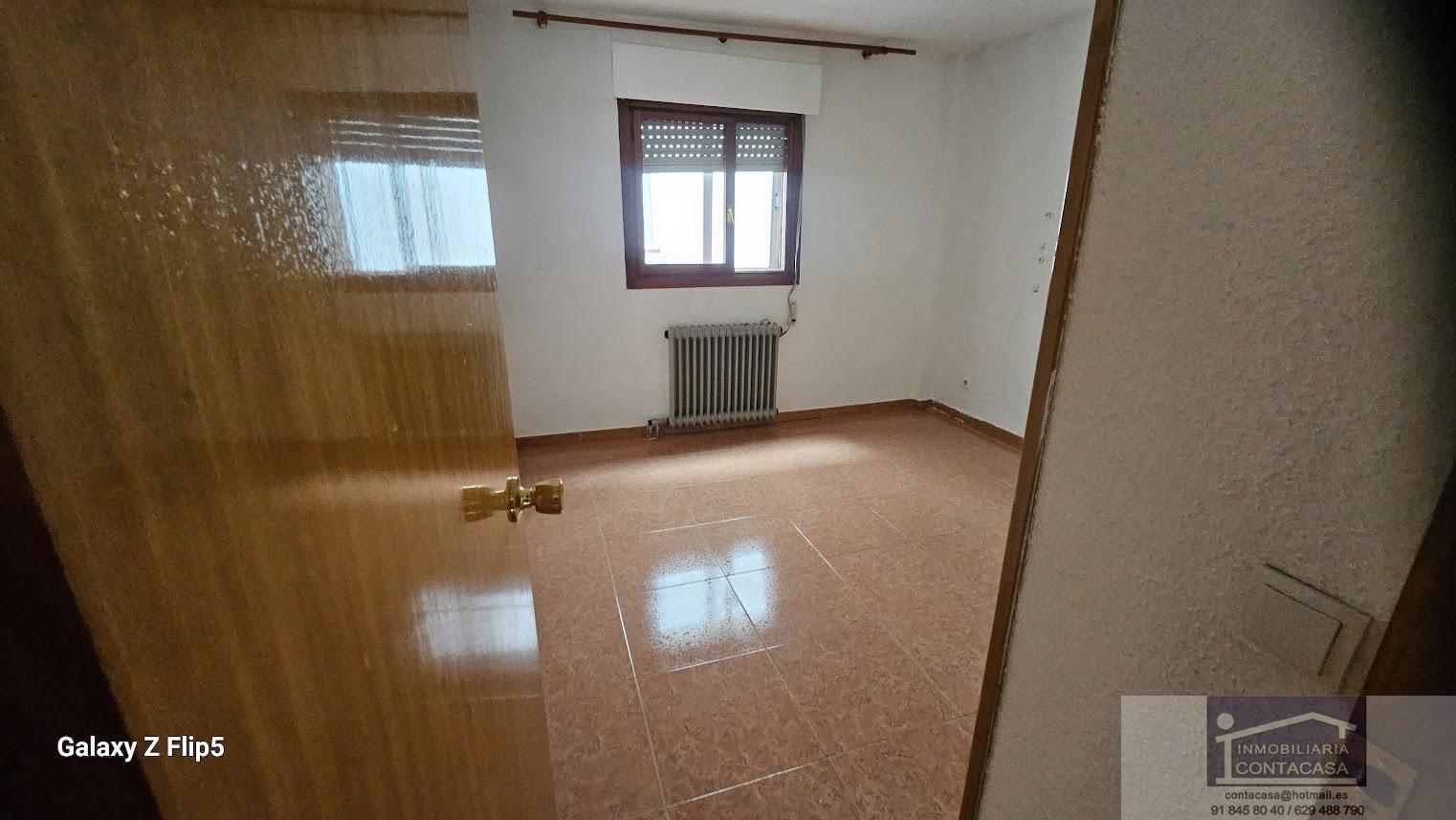For sale of flat in San Fernando de Henares