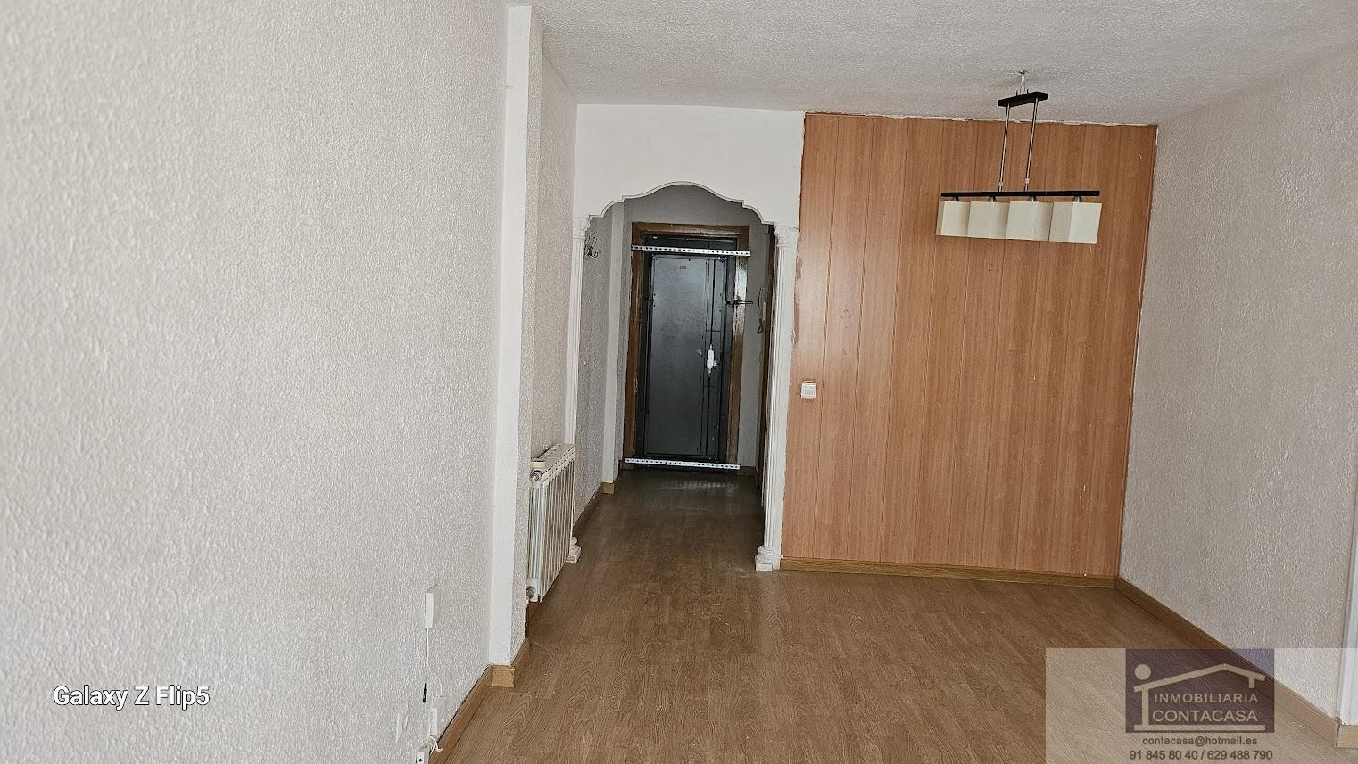 For sale of flat in San Fernando de Henares
