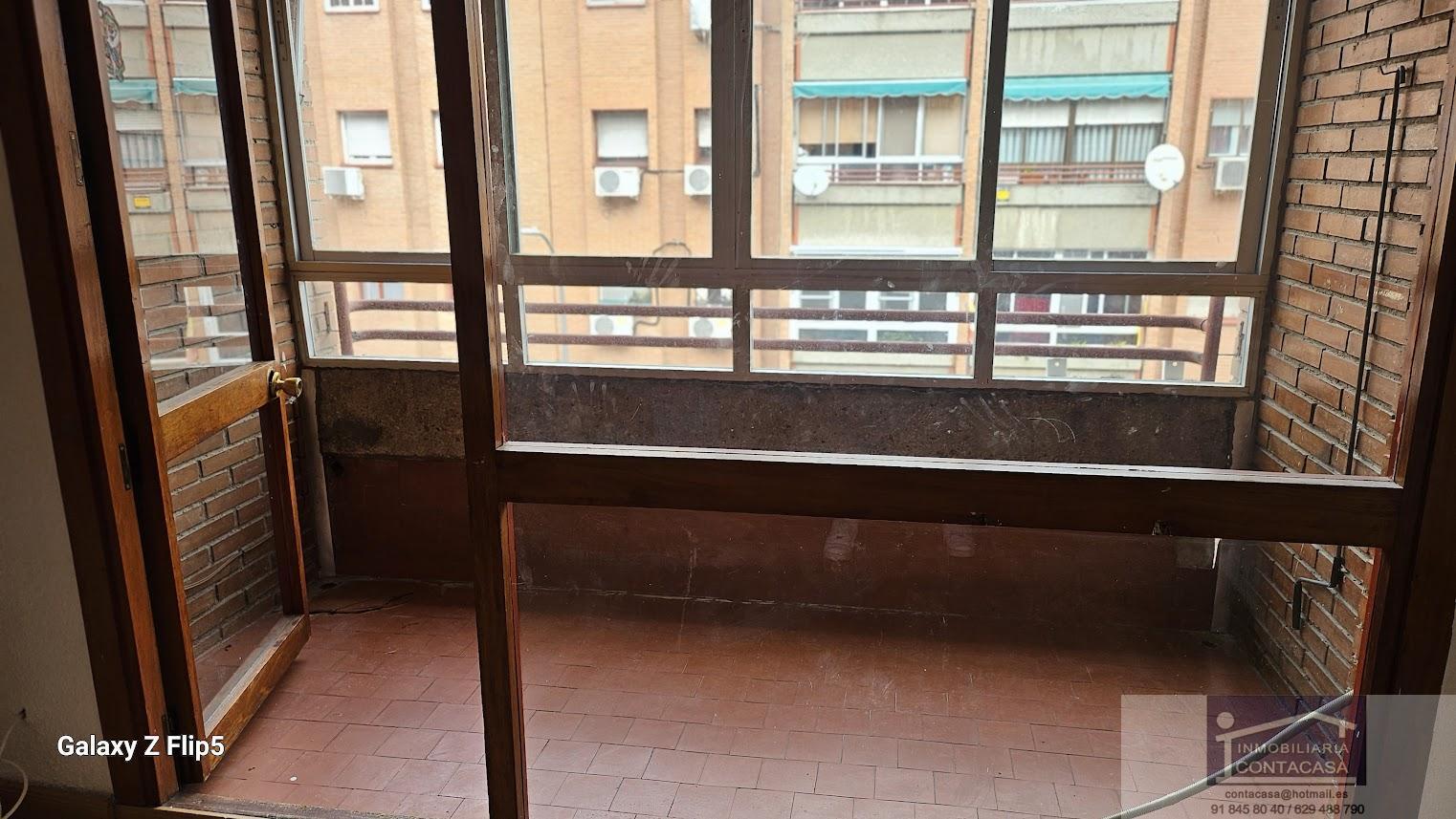 For sale of flat in San Fernando de Henares