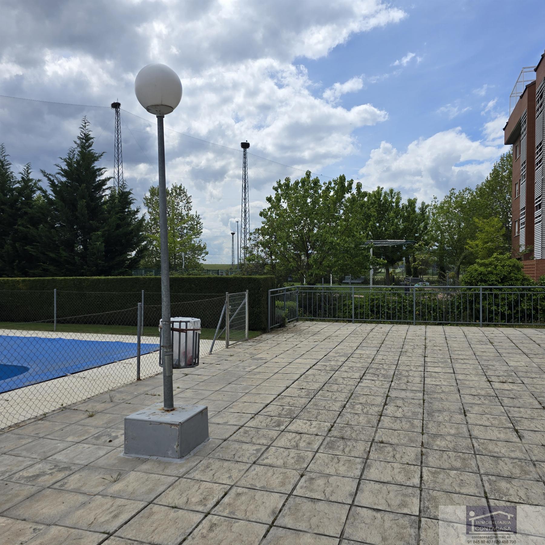 For sale of flat in Colmenar Viejo