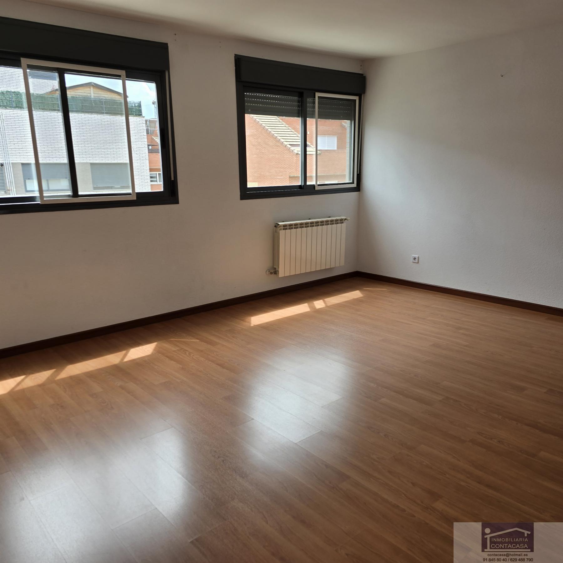 For sale of flat in Colmenar Viejo