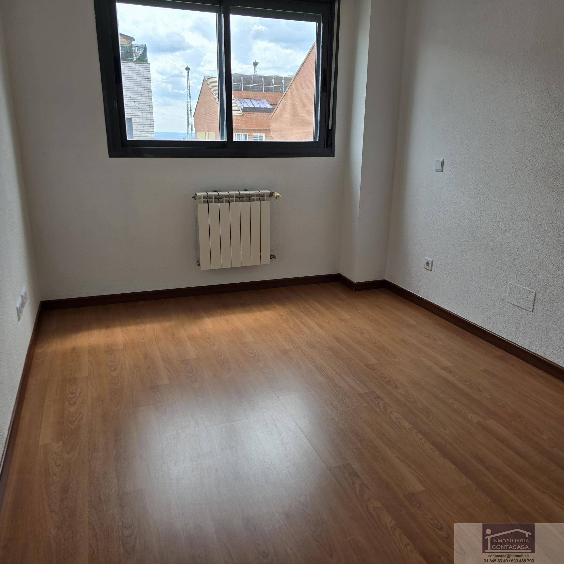 For sale of flat in Colmenar Viejo