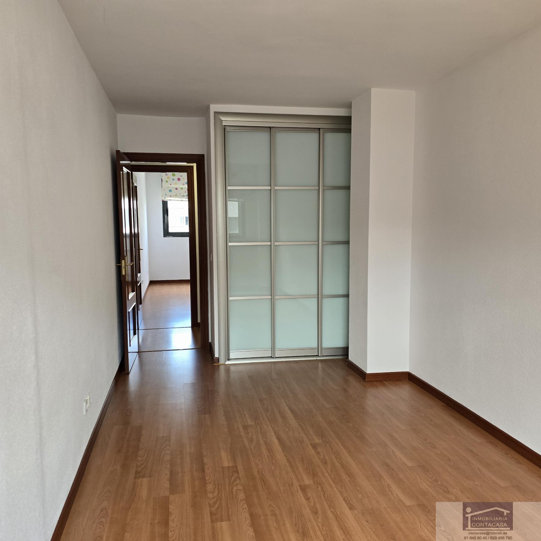 For sale of flat in Colmenar Viejo