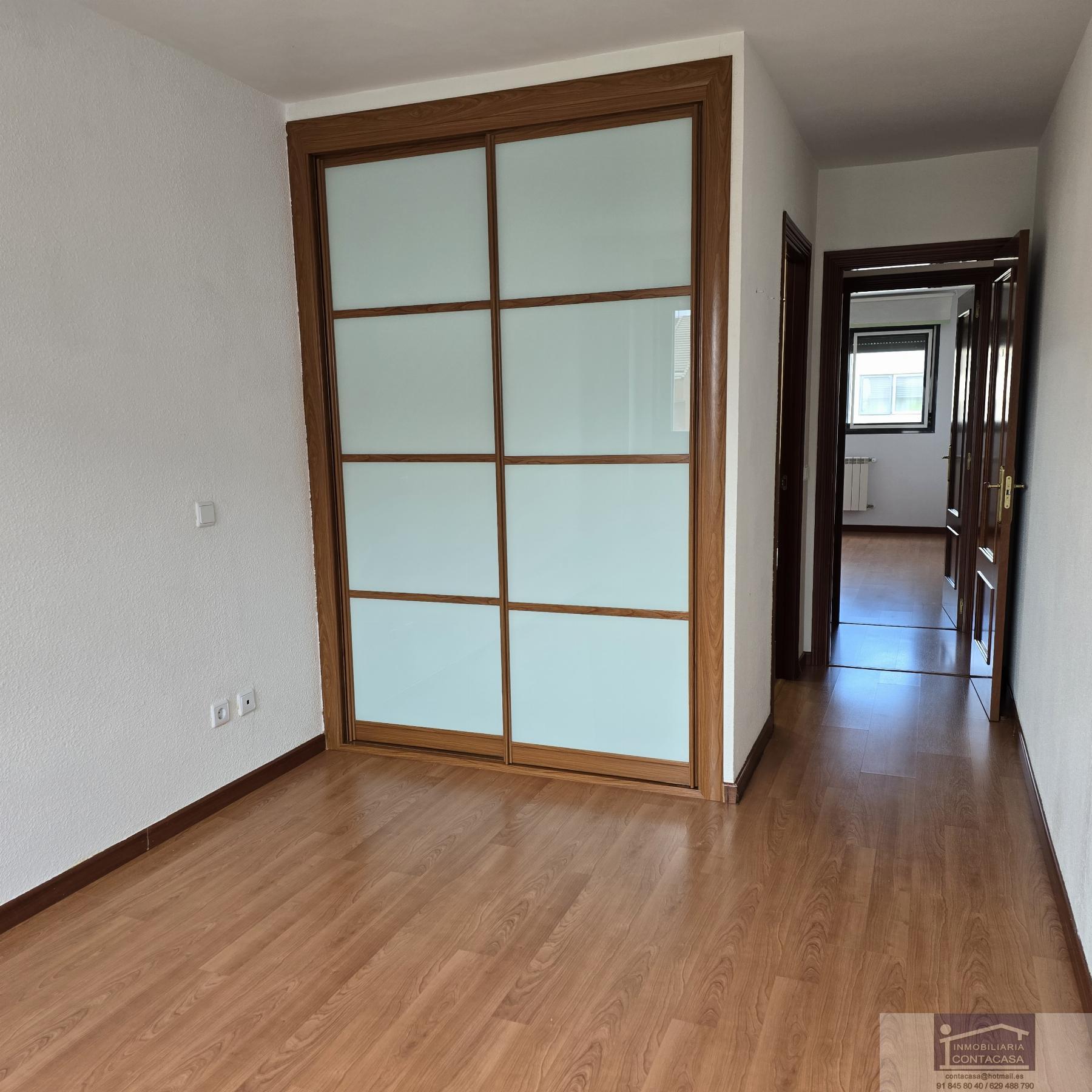 For sale of flat in Colmenar Viejo