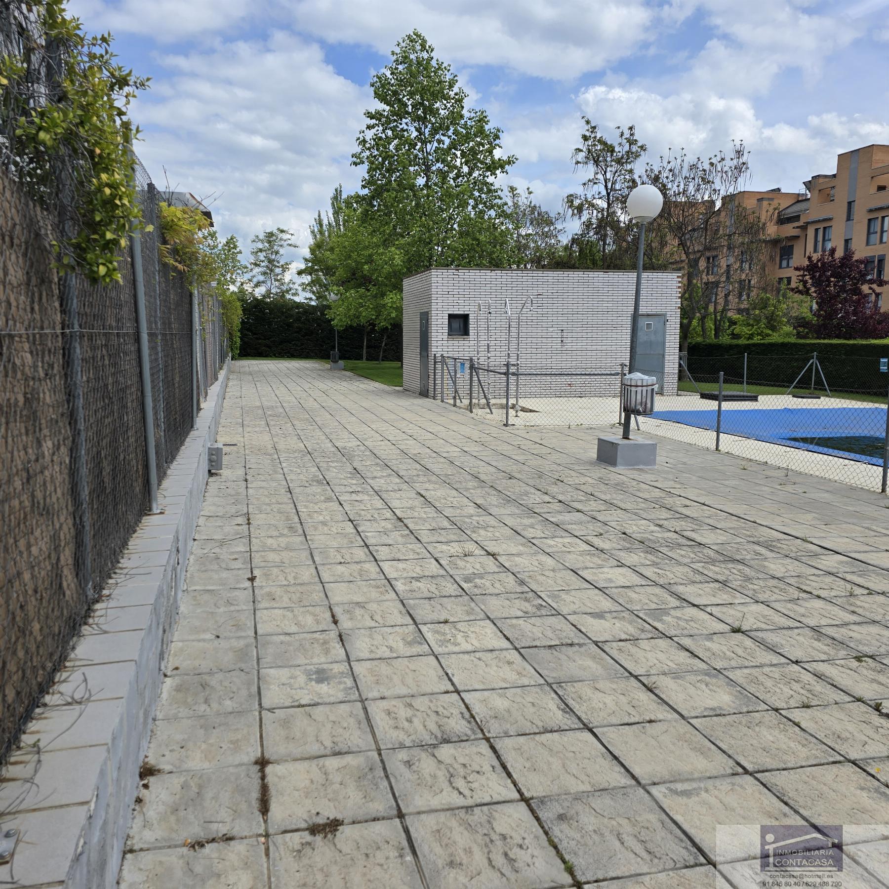 For sale of flat in Colmenar Viejo