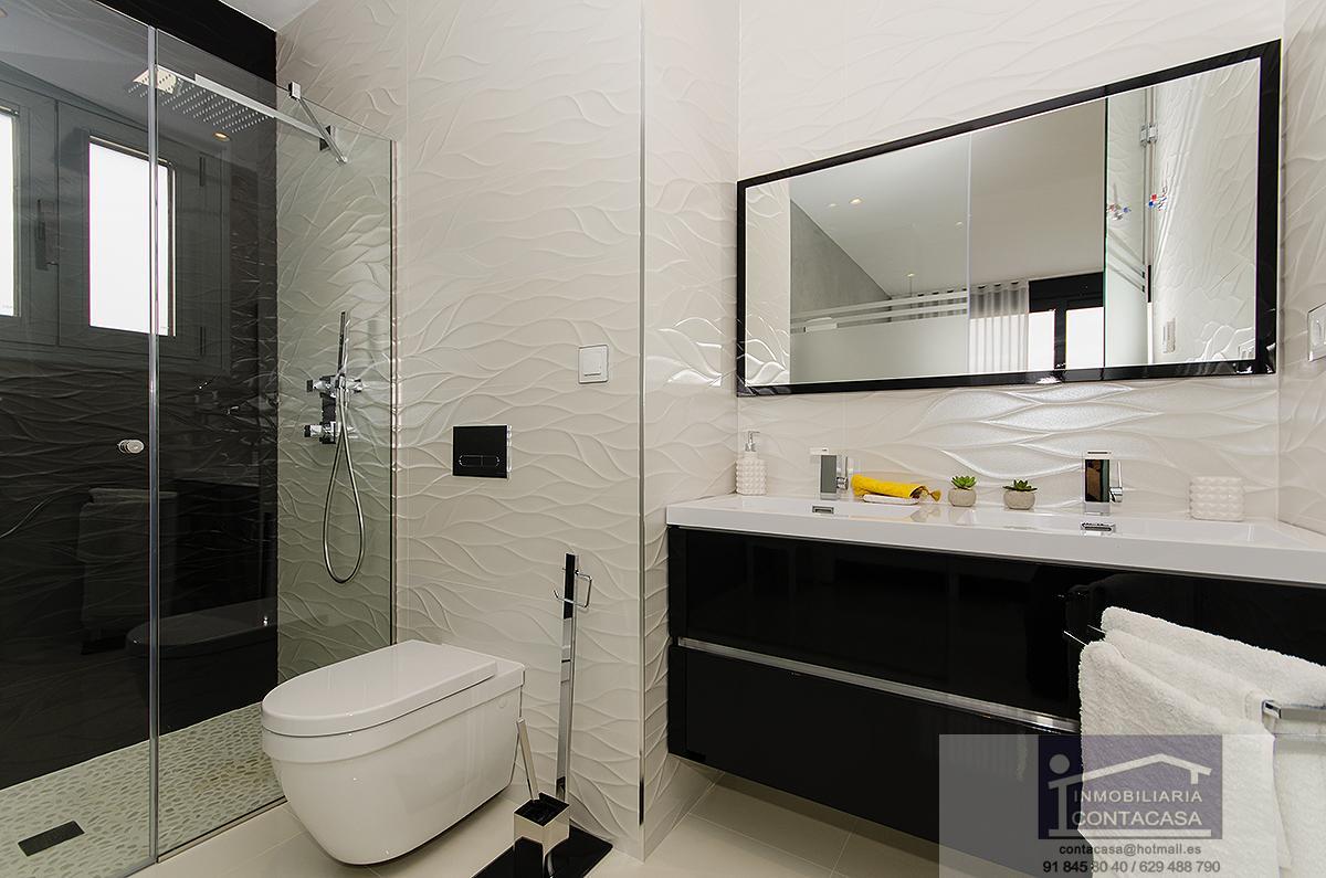 For sale of house in Dehesa de Campoamor