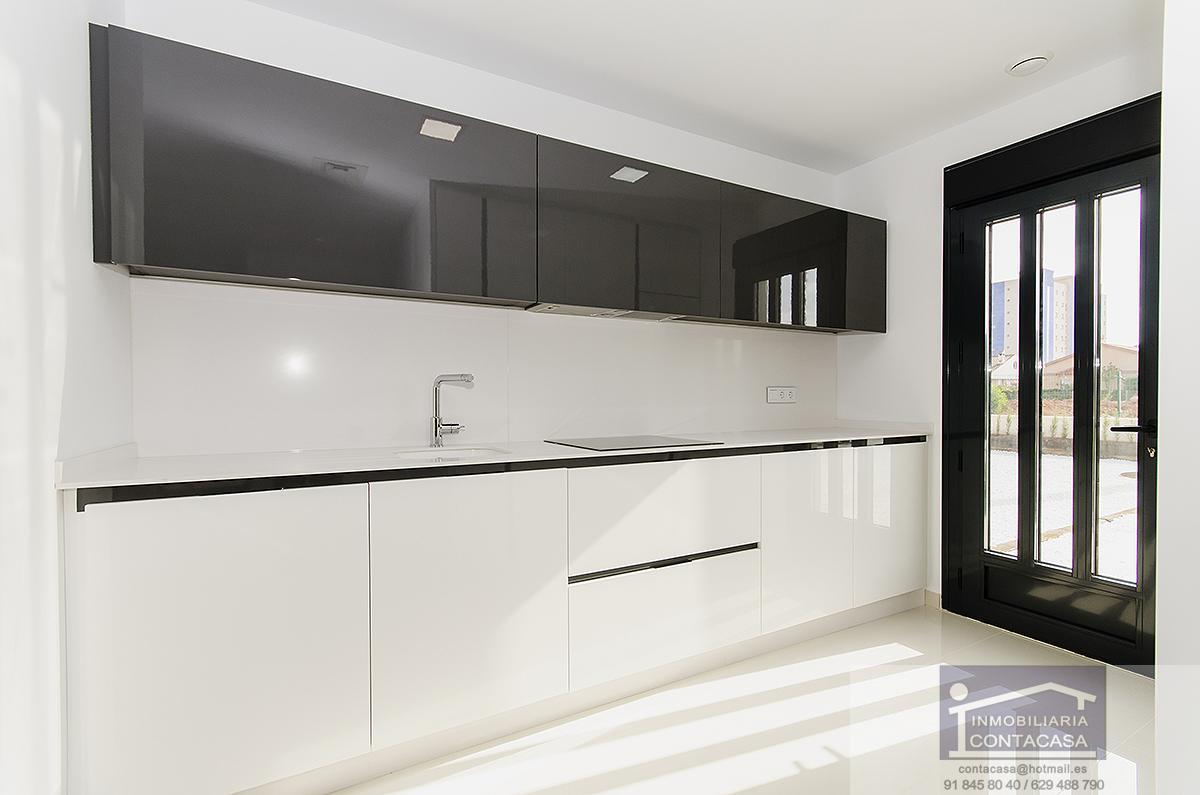 For sale of house in Dehesa de Campoamor