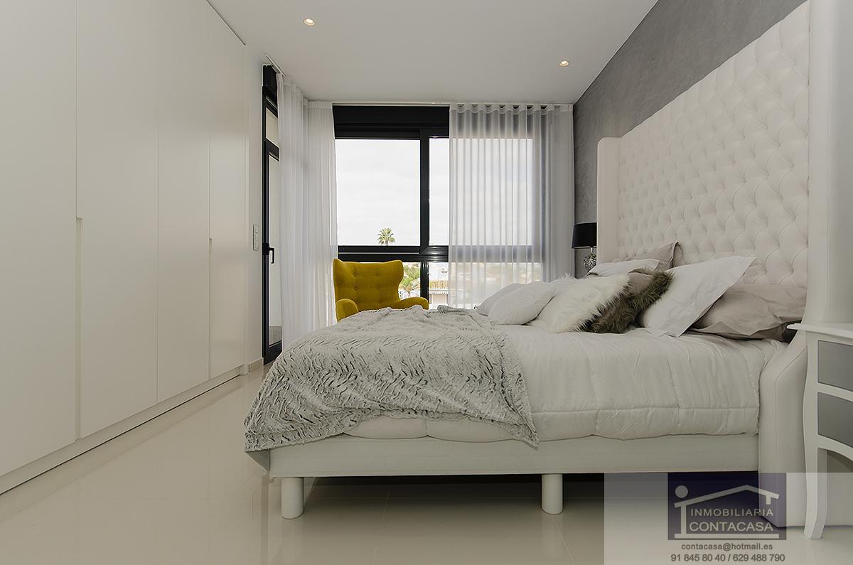For sale of house in Dehesa de Campoamor