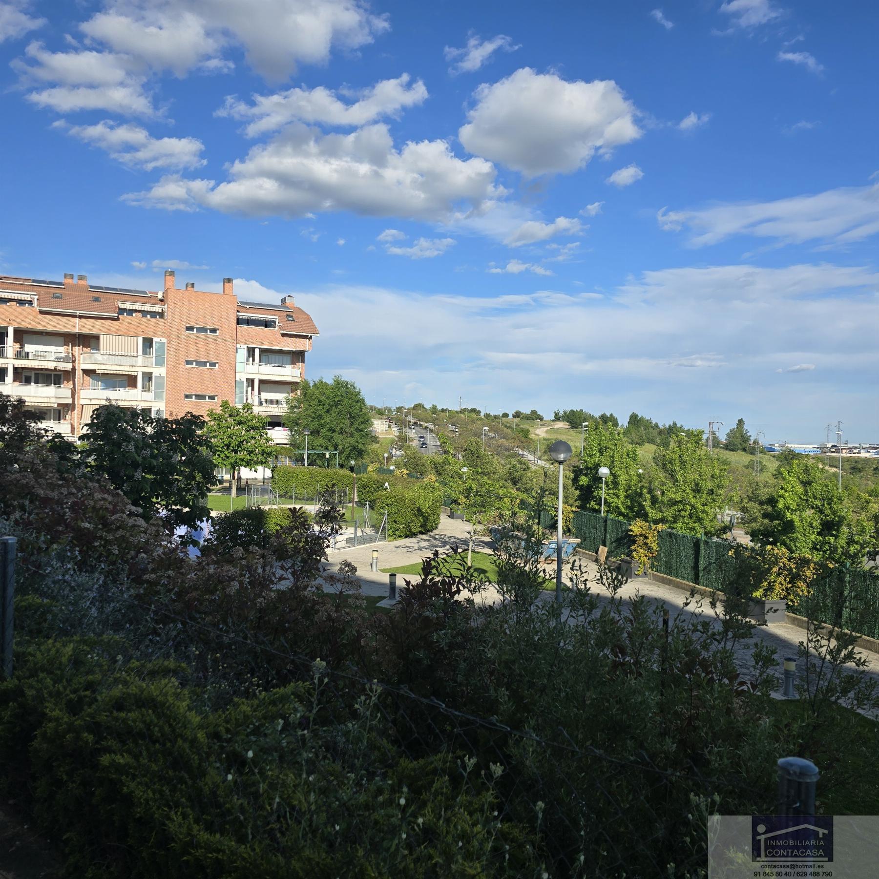 For sale of flat in Colmenar Viejo