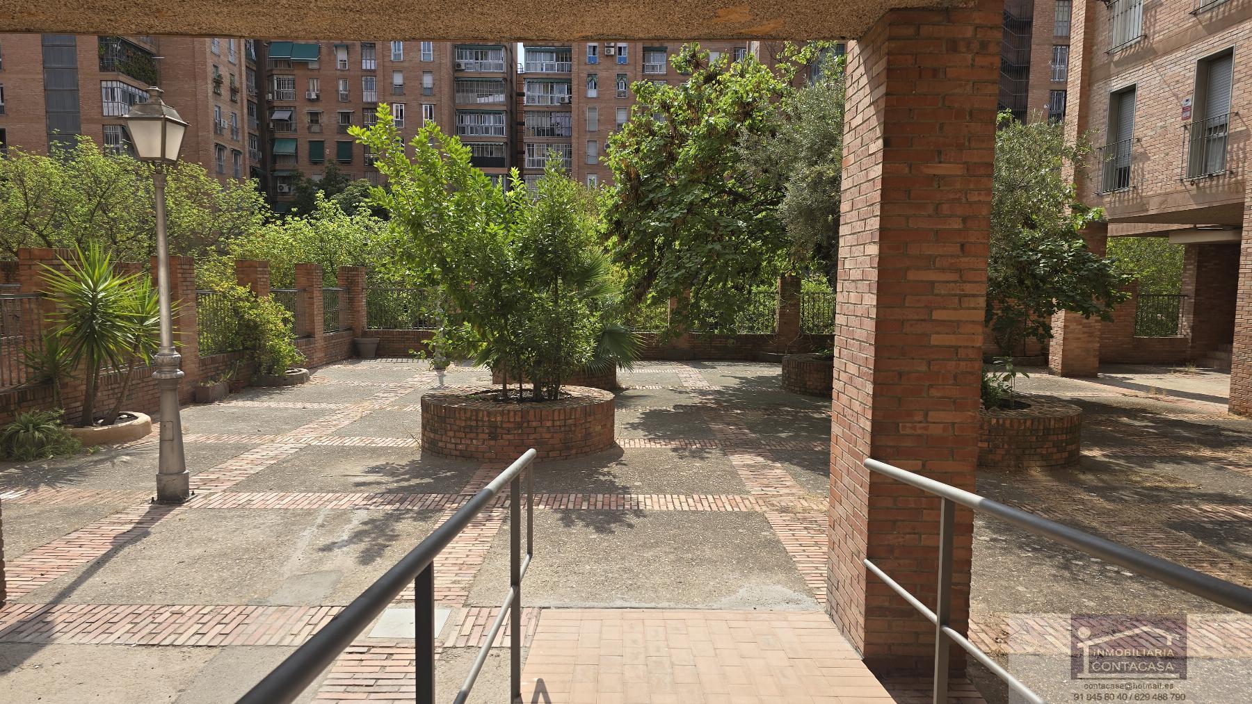 For sale of flat in Madrid